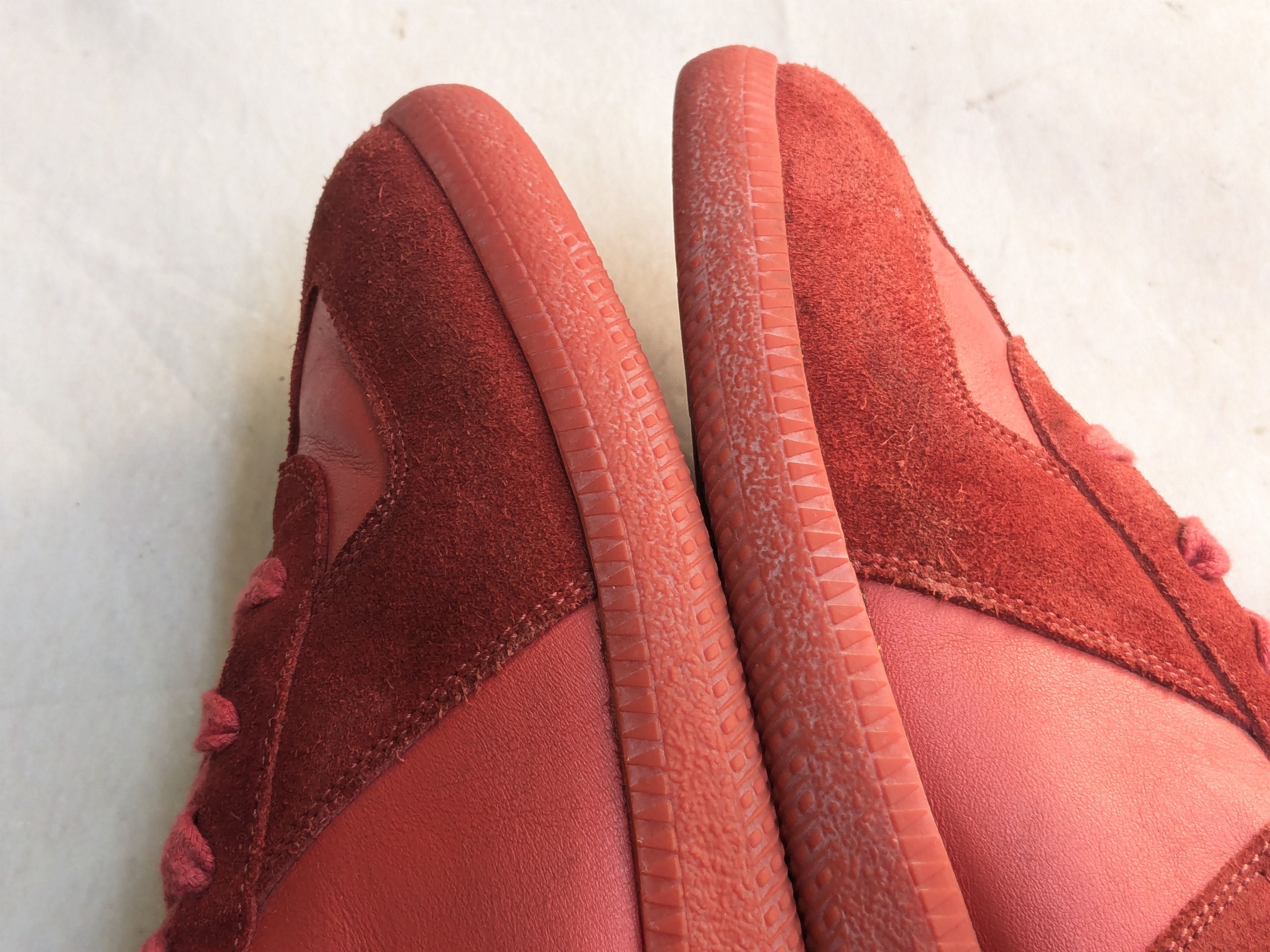 Maison Margiela Maison Margiela GAT Replica Red 12 45 Low Suede Size US 12 / EU 45 - 10 Thumbnail