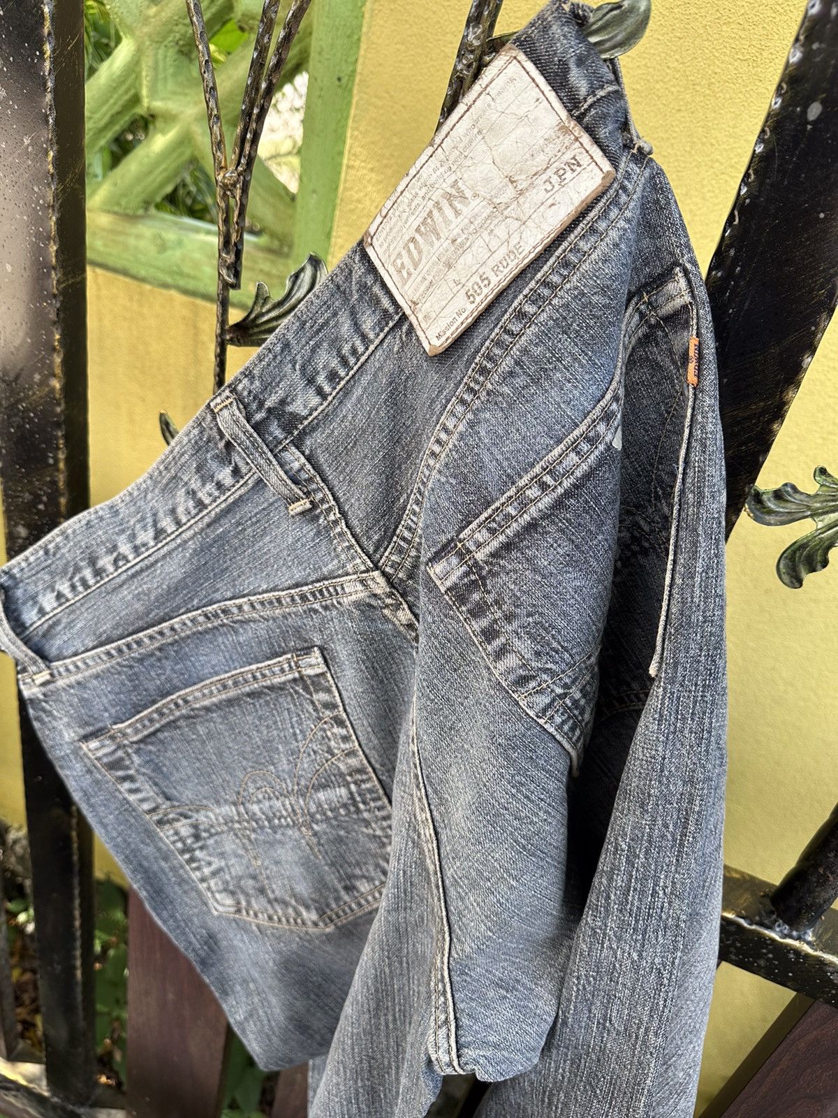 Lad Musician Vintage Edwin 505 Selvedge Oren Tab Made In Japan . Size US 34 / EU 50 - 14 Thumbnail