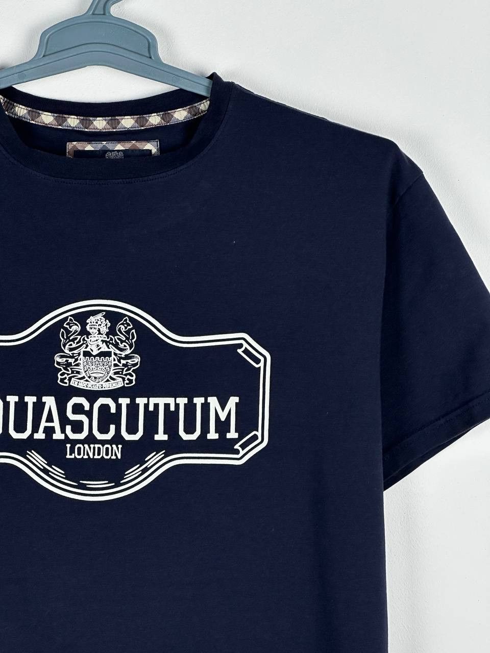 Aquascutum × Designer Aquascutum Big Logo Navy T Shirt Size US XL / EU 56 / 4 - 4 Thumbnail