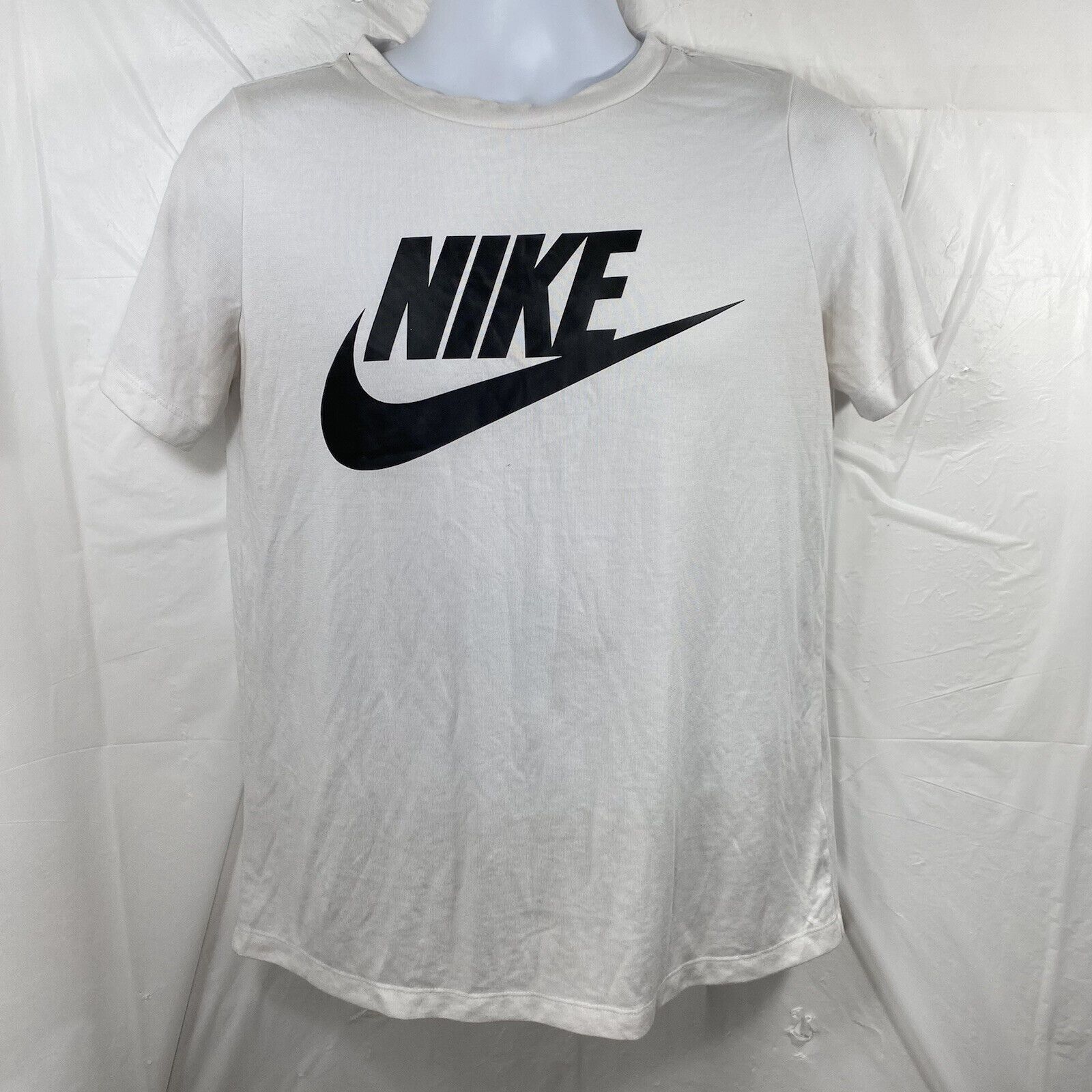 Nike Nike Medium White Graphic T Shirt Soft Stretch Modal Blend Size M / US 6-8 / IT 42-44 - 1 Thumbnail