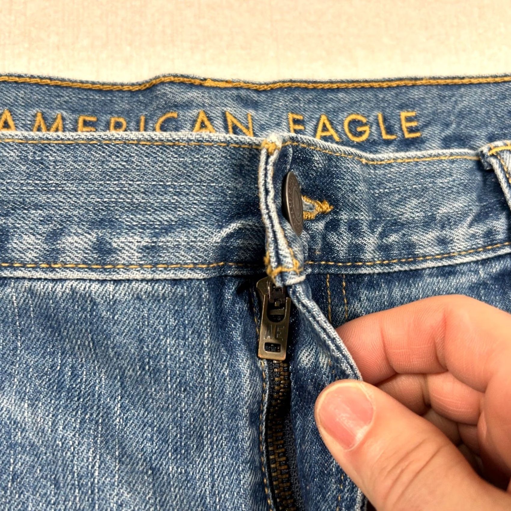 American Eagle Outfitters American Eagle Jeans Mens 42x32 Original Straight Classic 5-Pocket Denim Blue Size US 42 / EU 58 - 4 Thumbnail