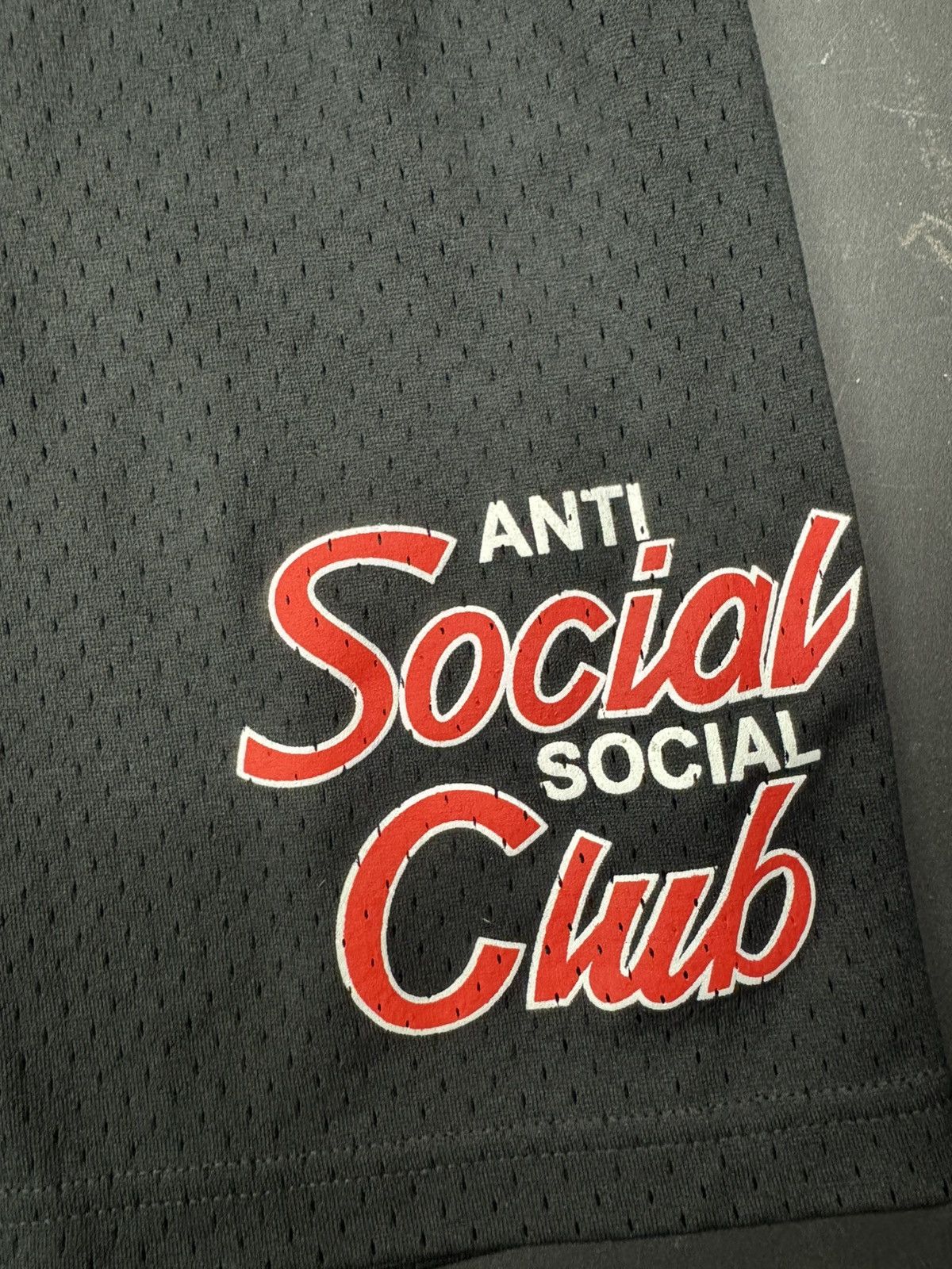 Anti Social Social Club ASSC x CHICAGO BULLS MESH SHORTS SZ XXL Size US 38 / EU 54 - 2 Thumbnail