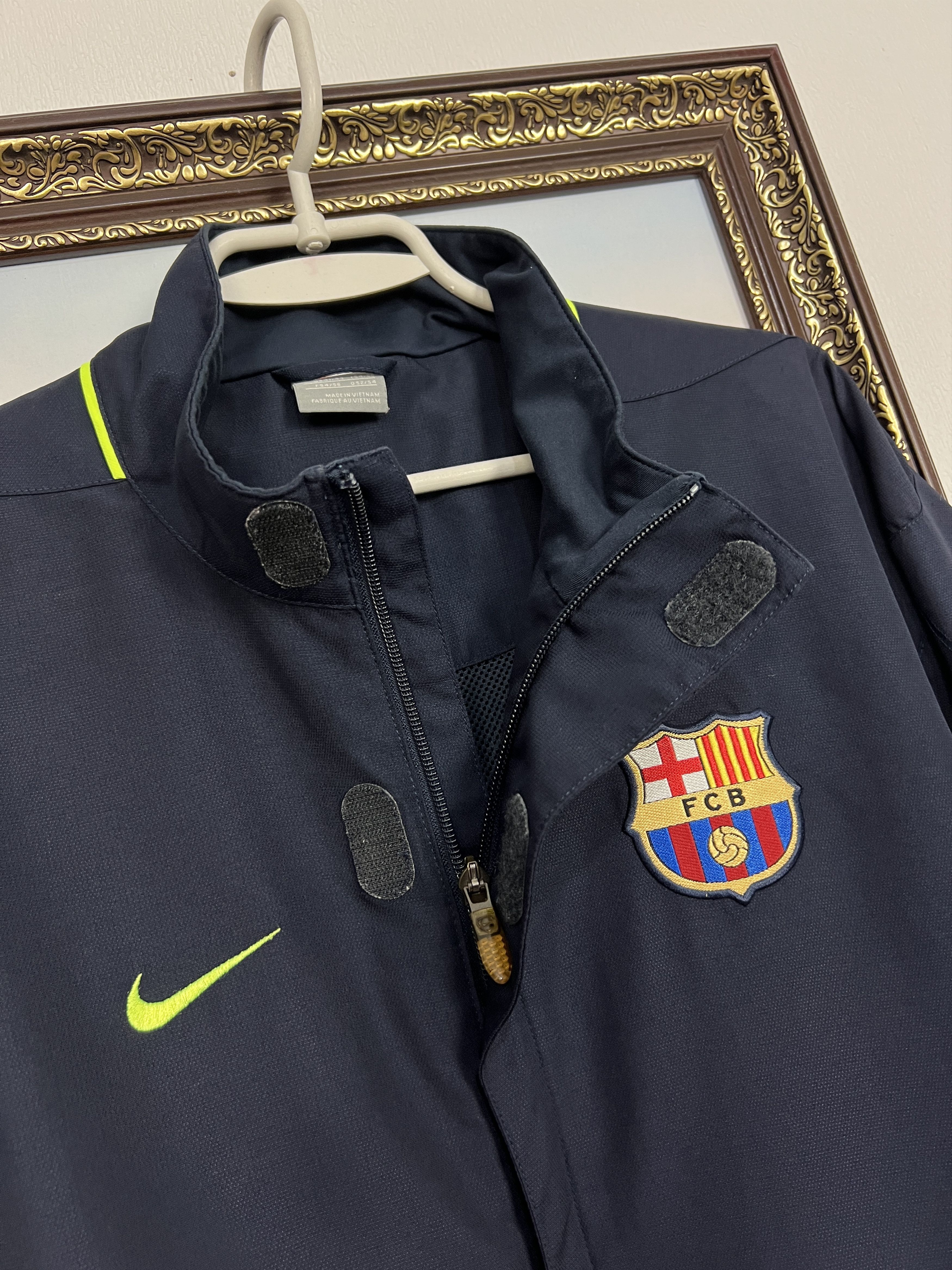 Nike Vintage Nike Barcelona Football Suit Soccer Jacket Pants Set Size US L / EU 52-54 / 3 - 3 Thumbnail