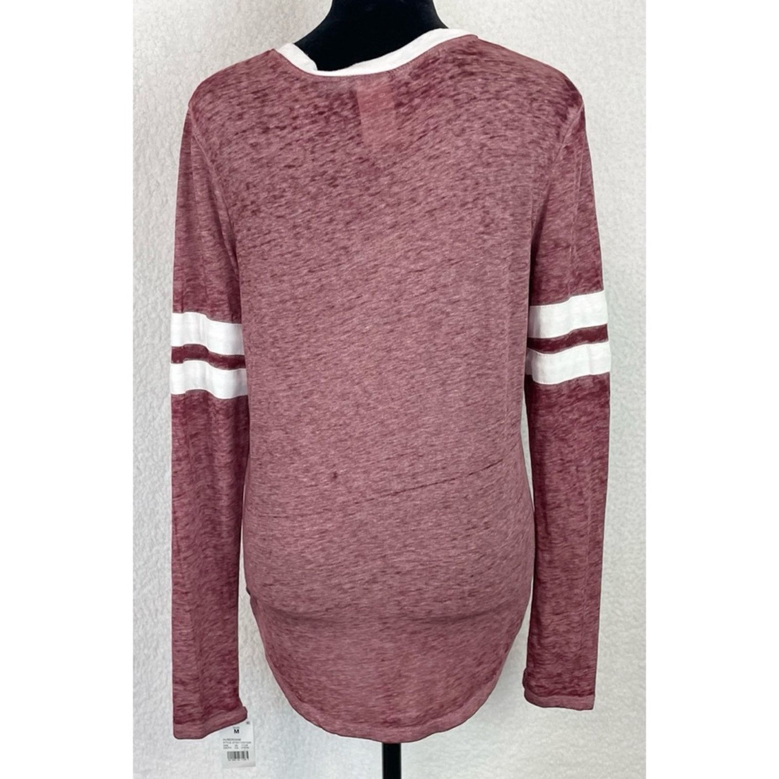 Disney (NWT) DISNEY • Maroon/White Minnie Mouse Long Sleeve Shirt Size M / US 6-8 / IT 42-44 - 7 Thumbnail