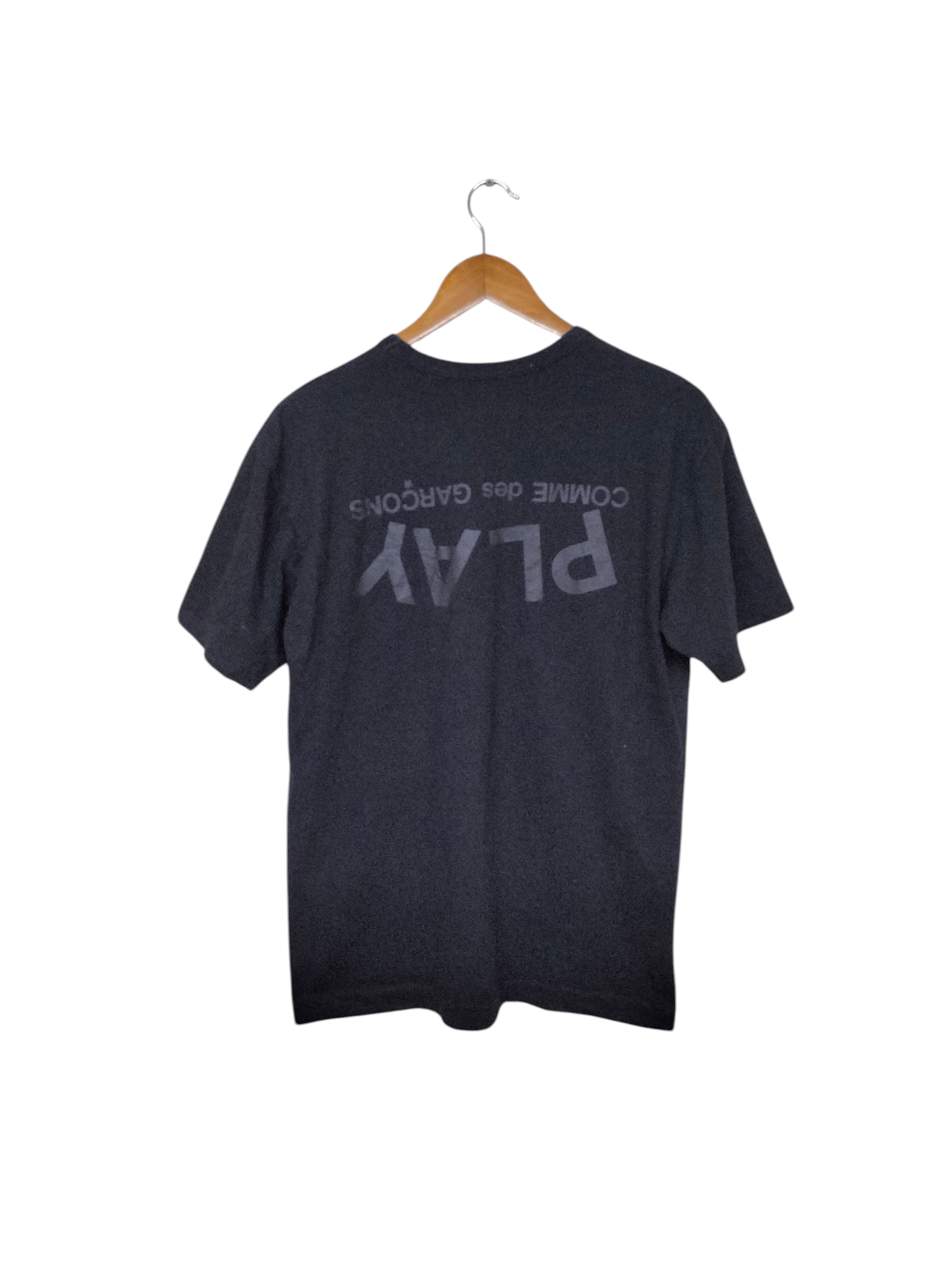 Comme des Garcons Comme Des garcons play black text tshirt Size US L / EU 52-54 / 3 - 2 Thumbnail