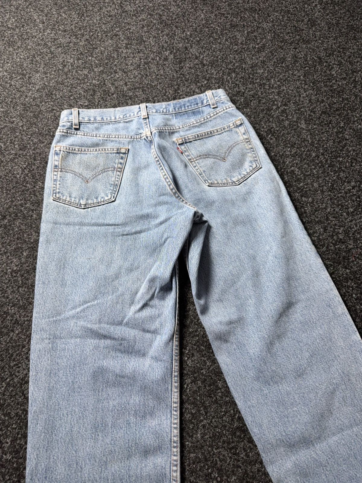 Levi's Vintage Clothing 90s Levi's 550 Distressed Dirty Relaxed Fit USA Retro Jeans Size US 35 - 16 Thumbnail