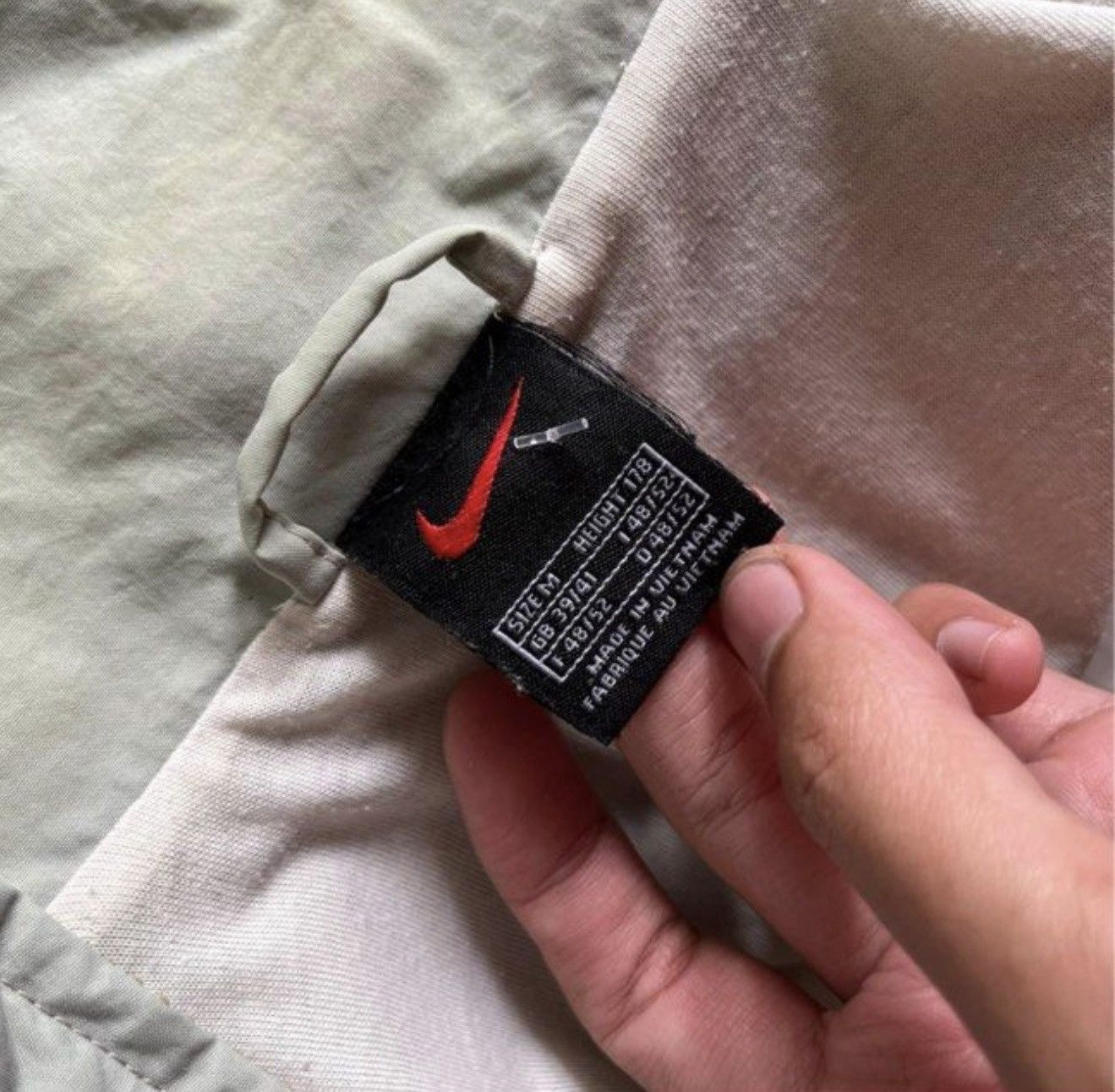 Nike Nike Windbreaker Vintage Small Swoosh Size US M / EU 48-50 / 2 - 4 Thumbnail