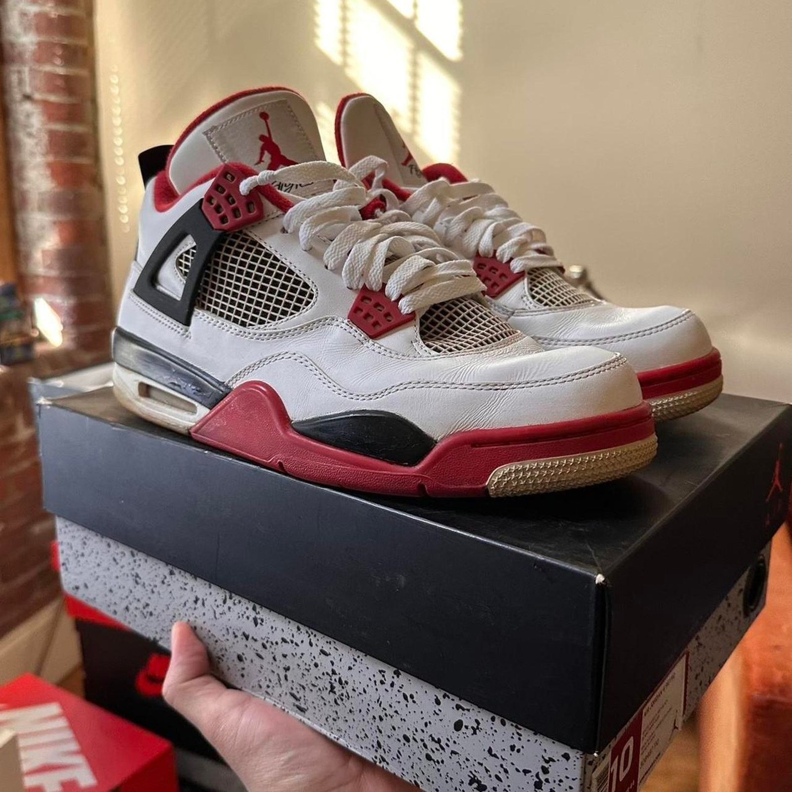 Jordan Brand × Nike Air Jordan 4 Retro Fire Red 2012 Size US 10 / EU 43 - 1 Thumbnail