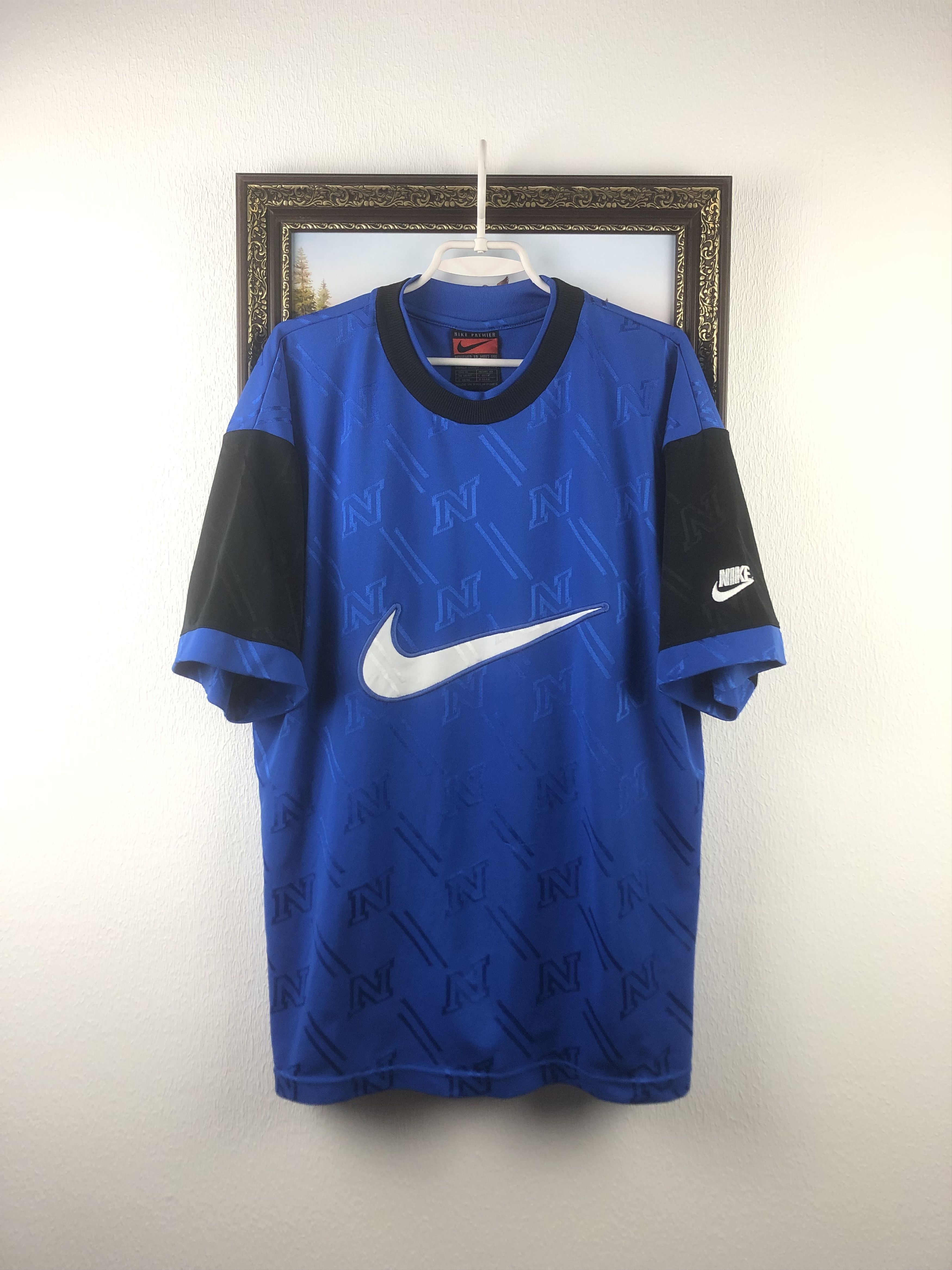 Nike Vintage Paris Saint-Germain Shirts Template Soccer Jersey Size US XL / EU 56 / 4 - 1 Thumbnail