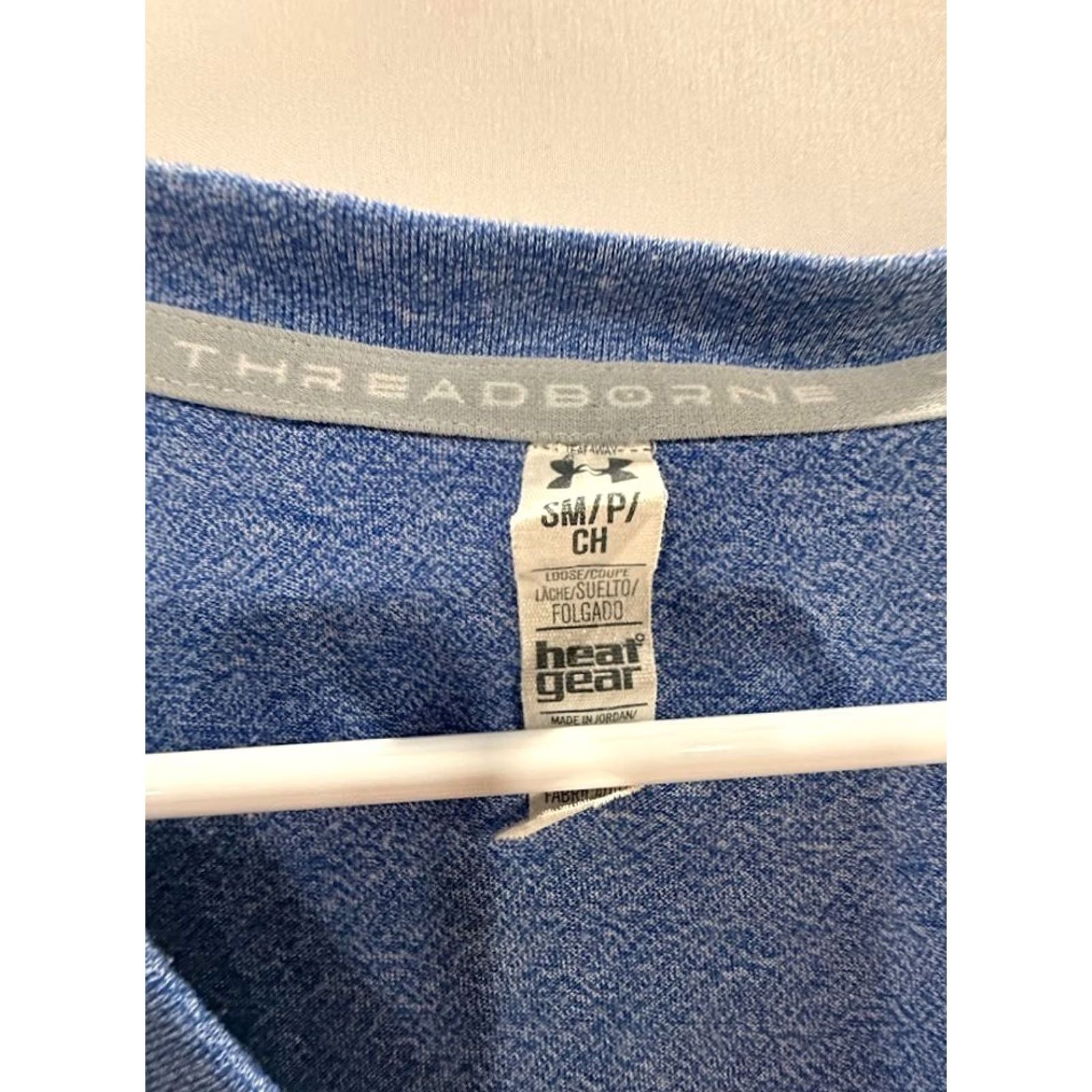Under Armour UNDER ARMOUR Short Sleeve V-Neck Activewear Pullover Sz Small Women Blue Size S / US 4 / IT 40 - 3 Thumbnail
