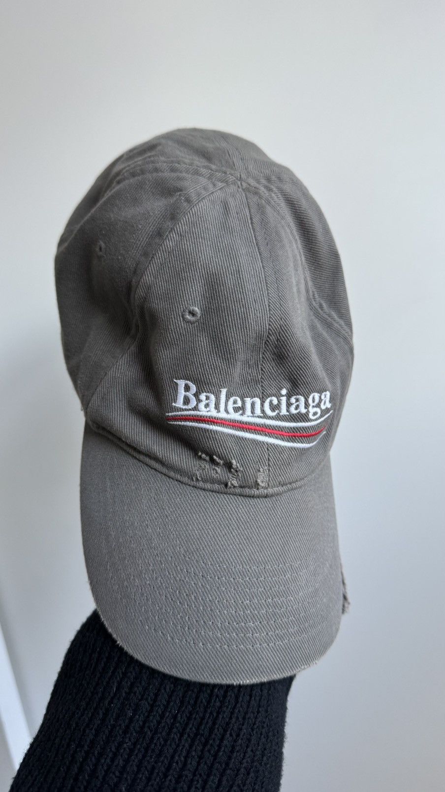 Balenciaga Grey Balenciaga Distressed Logo Cap Size ONE SIZE - 1 Thumbnail