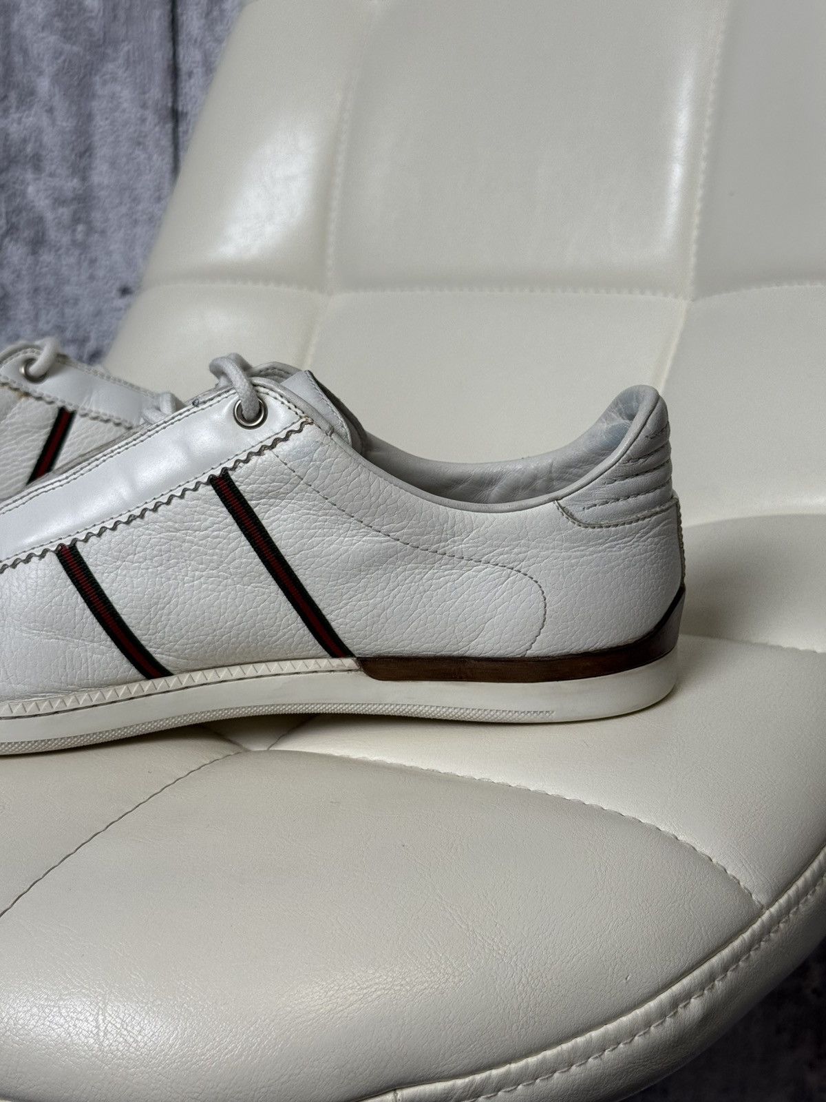 Gucci Gucci White Leather Low Top Sneakers Web Stripe & GG Logo Size US 9 / EU 42 - 15 Thumbnail