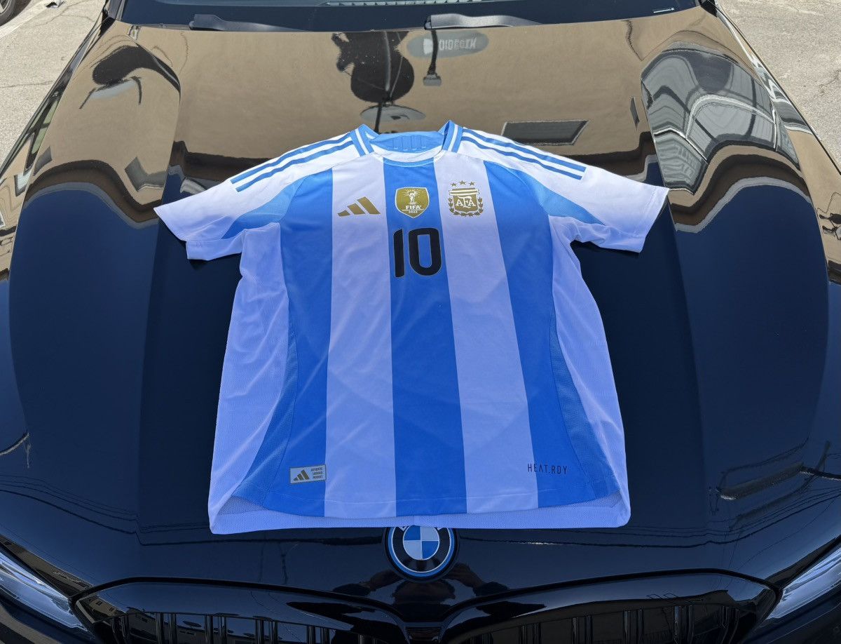 Adidas Adidas Argentina Soccer Jersey Messi 10 Size US L / EU 52-54 / 3 - 2 Thumbnail