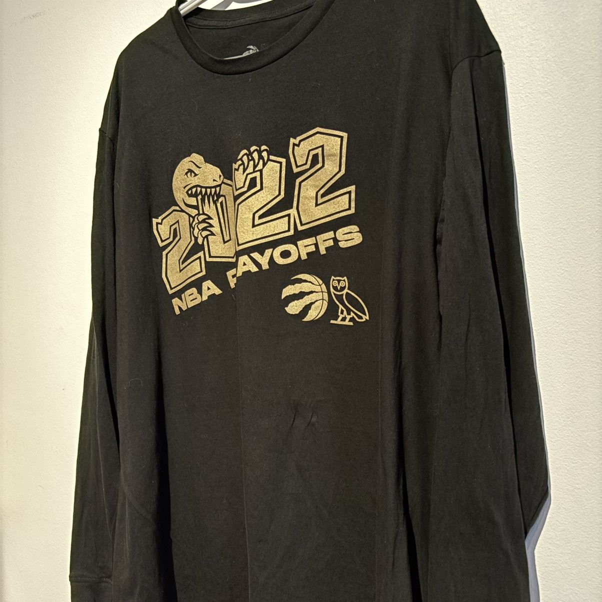 NBA × October's Very Own OVO Toronto Raptors NBA Playoffs 2022 Long Sleeve T-Shirt Size US XL / EU 56 / 4 - 10 Thumbnail