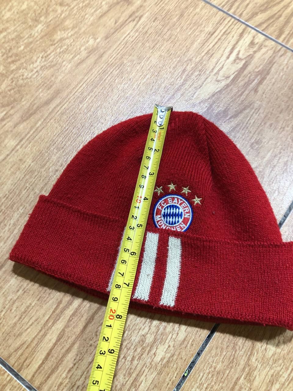 Adidas Adidas Vintage FC Bayern Munchen 3 Stripes Red Beanie Hat Size ONE SIZE - 7 Thumbnail