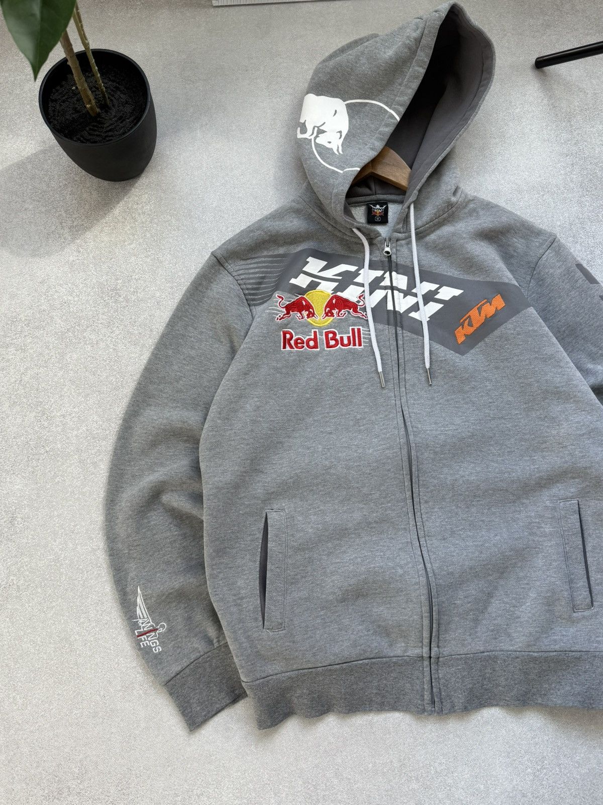 Red Bull RED BULL KING RACING KTM ZIP HOODIE MOTORRAD JACKET HOODED Size US M / EU 48-50 / 2 - 6 Thumbnail