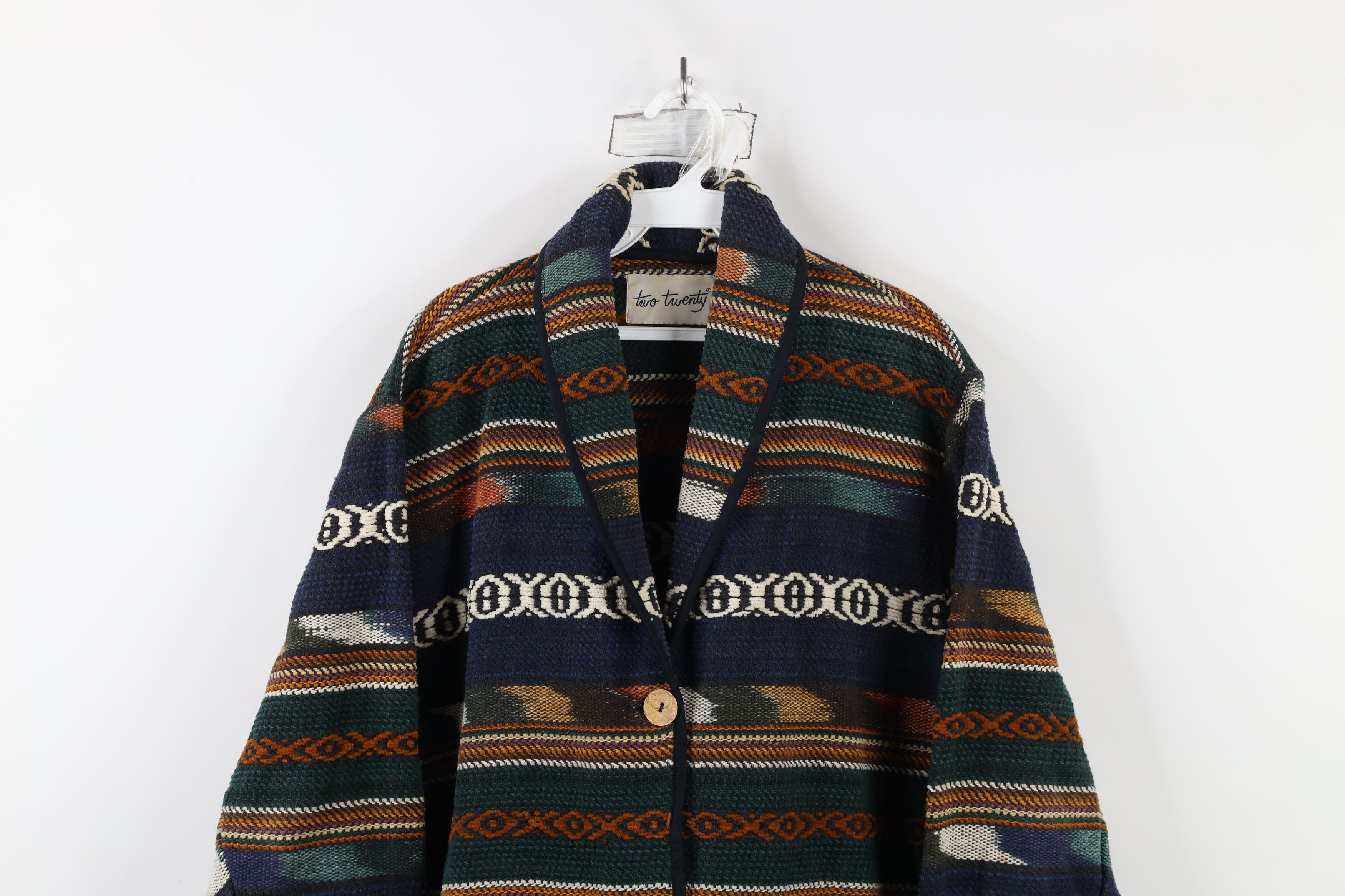 Vintage Vintage 90s Streetwear Rainbow Southwestern Tapestry Jacket Size L / US 10 / IT 46 - 2 Thumbnail