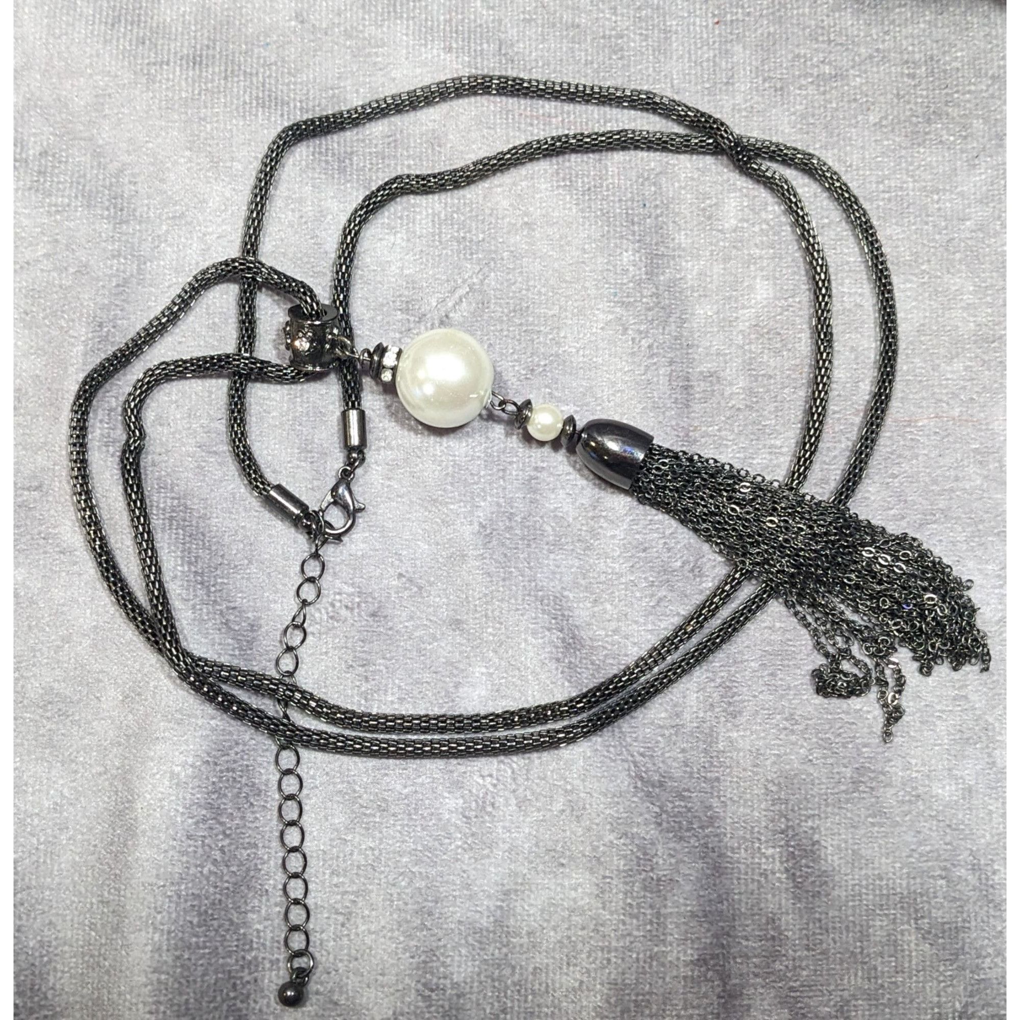 Other Glam Goth Gunmetal Mesh And Pearl Tassel Necklace Size ONE SIZE - 6 Thumbnail