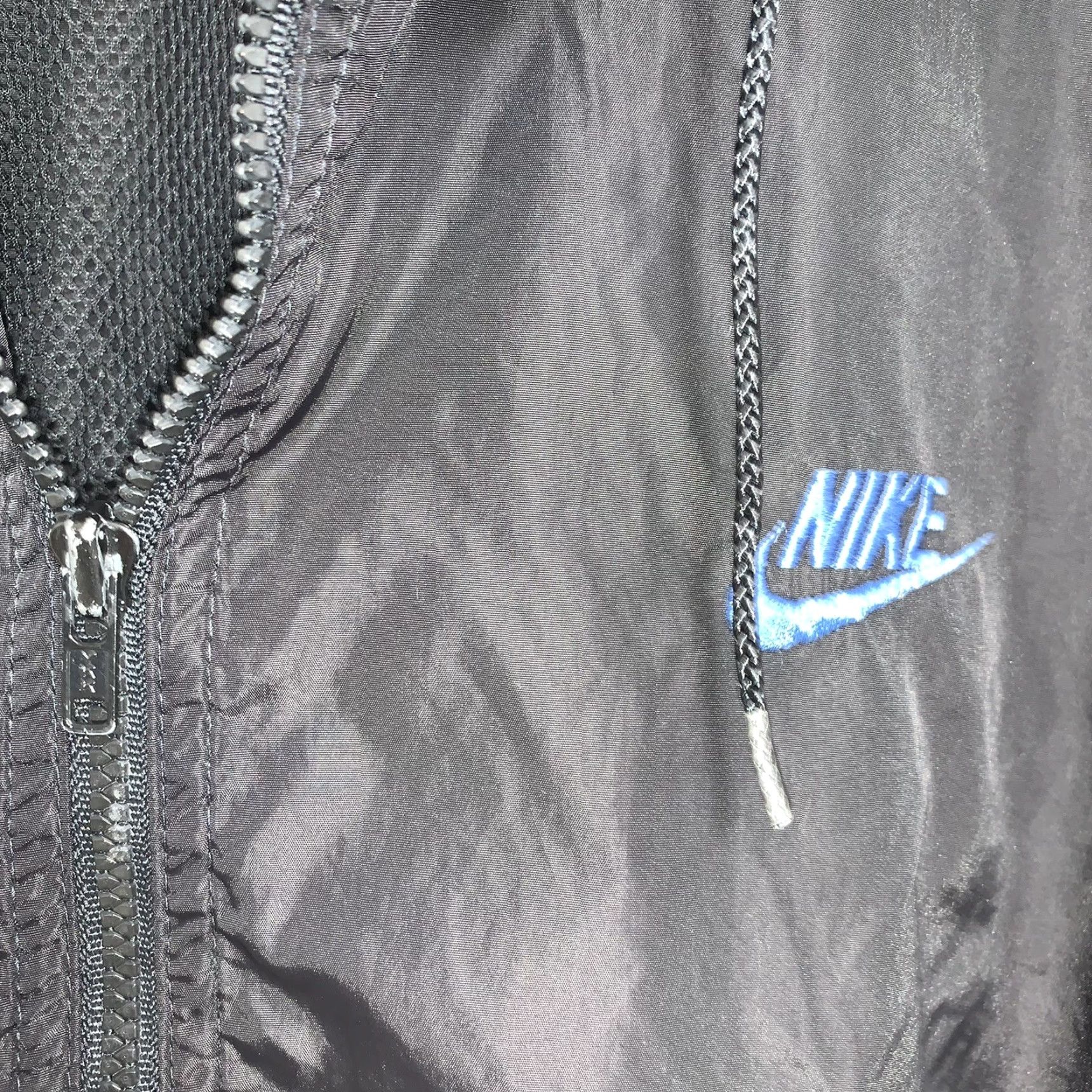 Nike VINTAGE Nike Windbreaker Jacket Mens Large Royal Blue Full Zip Embroidered Logo Nike Air 80s 90s Sportswear Streetwear Size US L / EU 52-54 / 3 - 4 Thumbnail