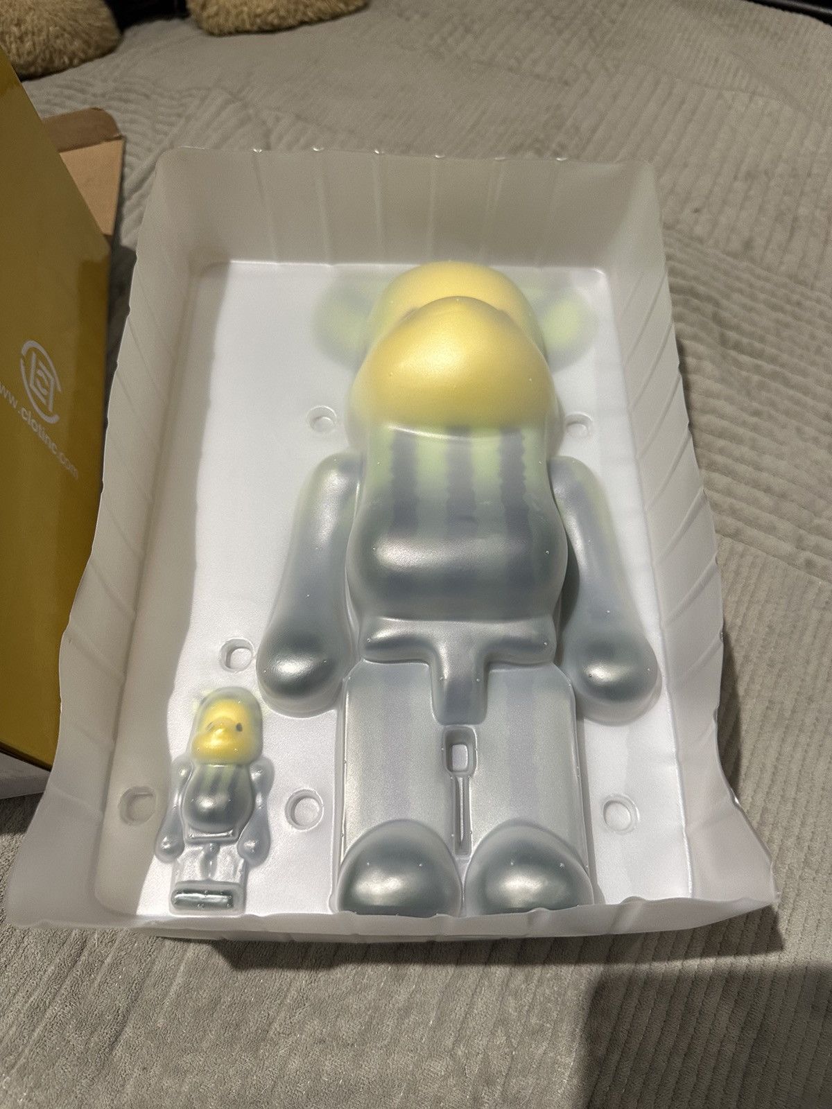Japanese Brand Bearbrick CLOT Summer Fruits Yellow Watermelon 100% 400% Set Size ONE SIZE - 3 Thumbnail