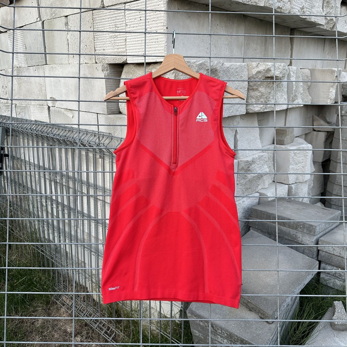 Nike ACG Nike Acg Tank Top S/M Gorpcore 1 Layer T-Shirt Sport Size S / US 4 / IT 40 - 3 Thumbnail