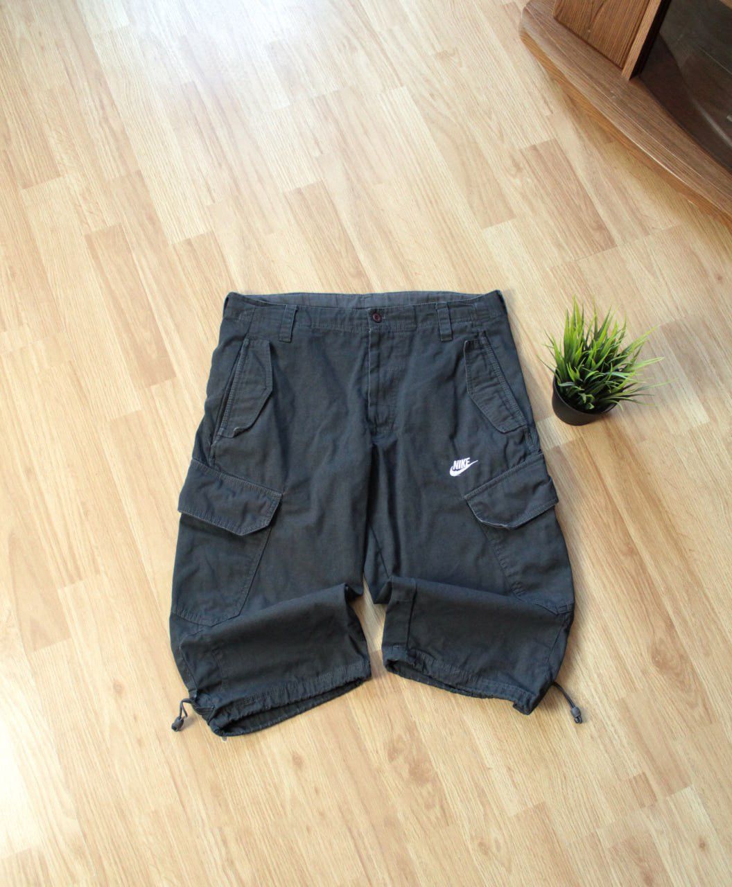If Six Was Nine × Japanese Brand × Nike 🔥 90s Nike Cargo Shorts Denim Faded Y2K Drill Japan Hype VTG Size US 32 / EU 48 - 1 Thumbnail