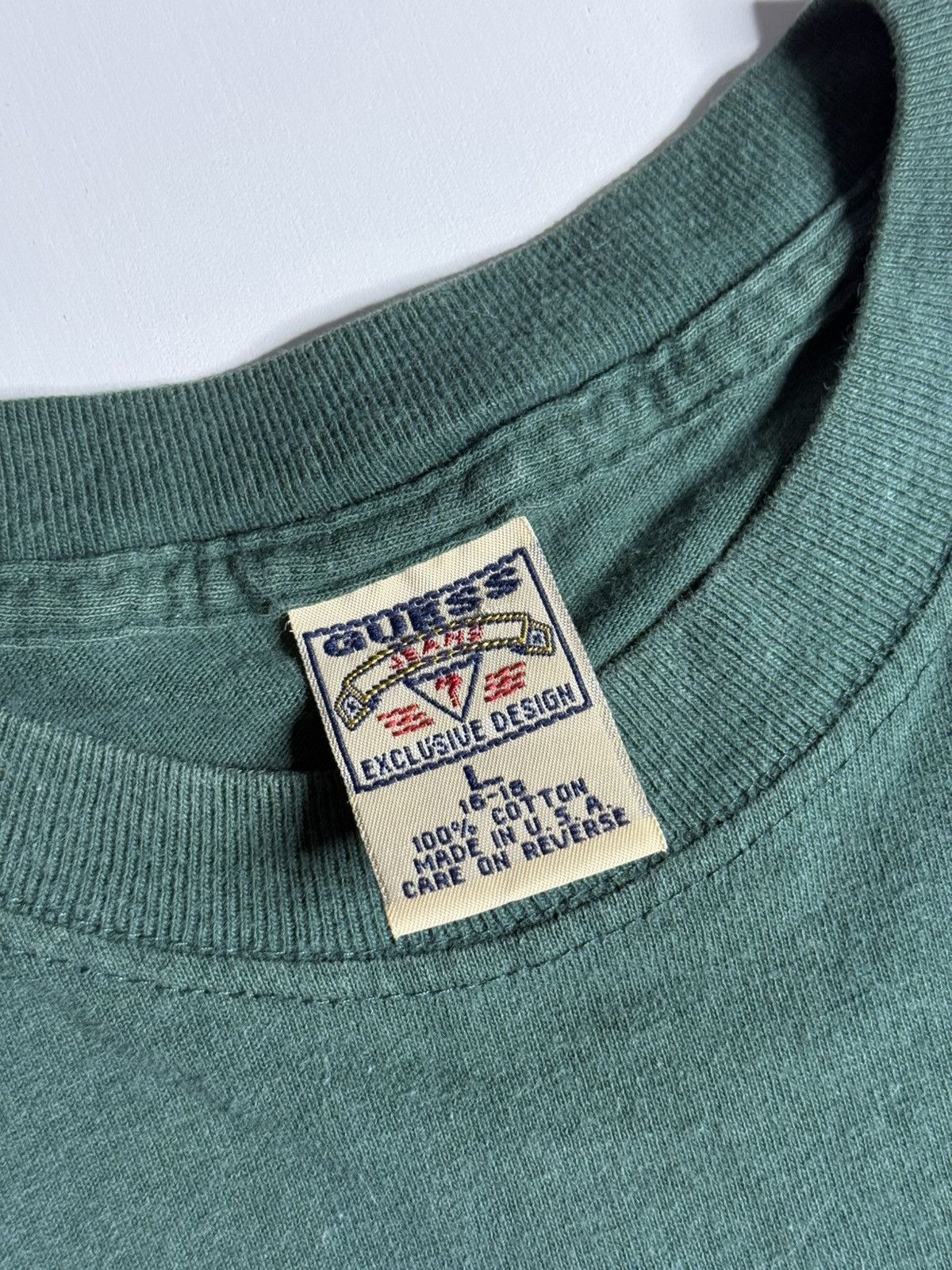 Guess VINTAGE 1990's Guess L/S Tee Forest “Green” [ L ] PREOWNED Size US L / EU 52-54 / 3 - 8 Thumbnail