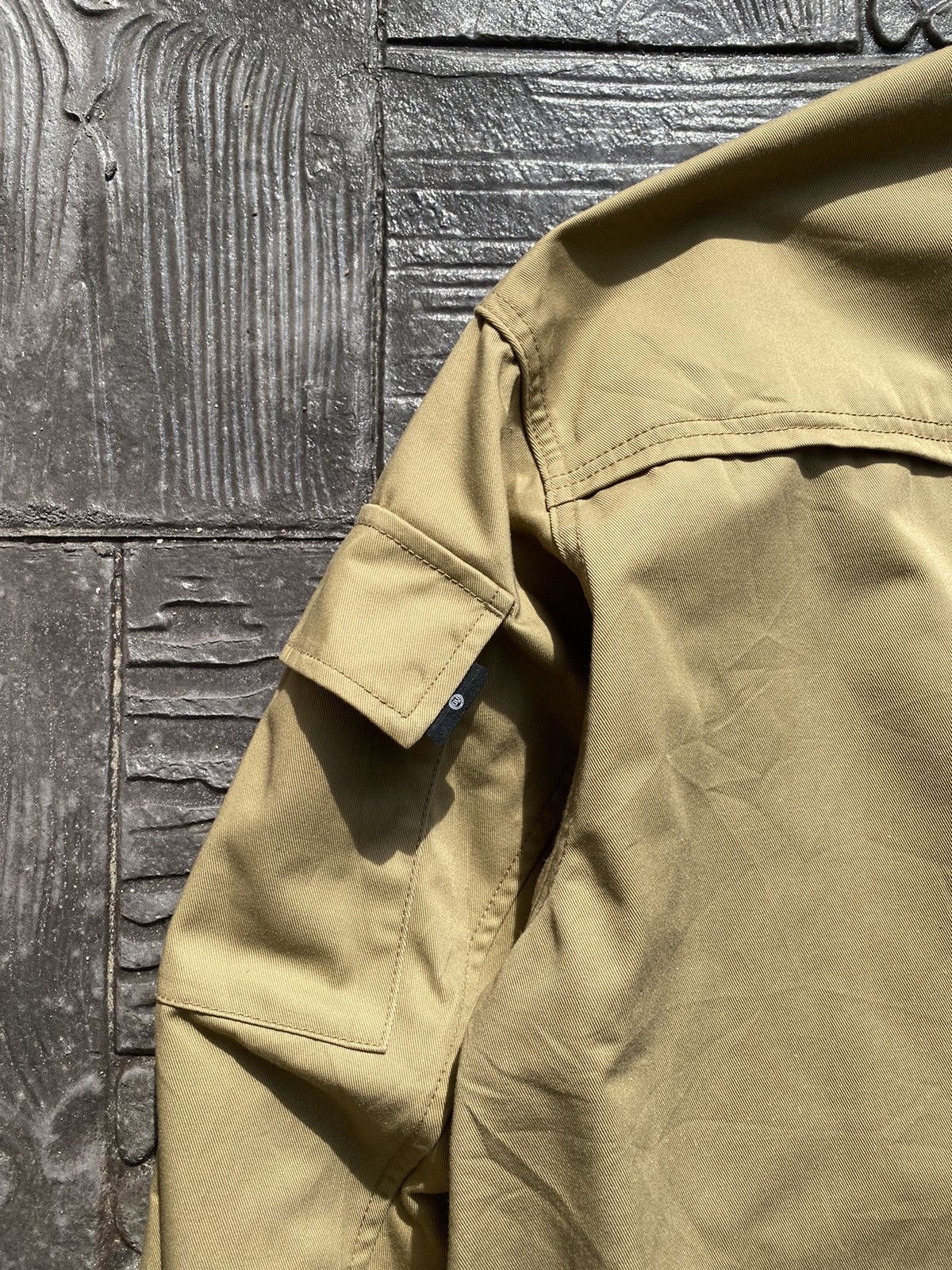 GU × Undercover F/W21 GU x UNDERCOVER Military Field Distressing Jacket Size US L / EU 52-54 / 3 - 20 Thumbnail