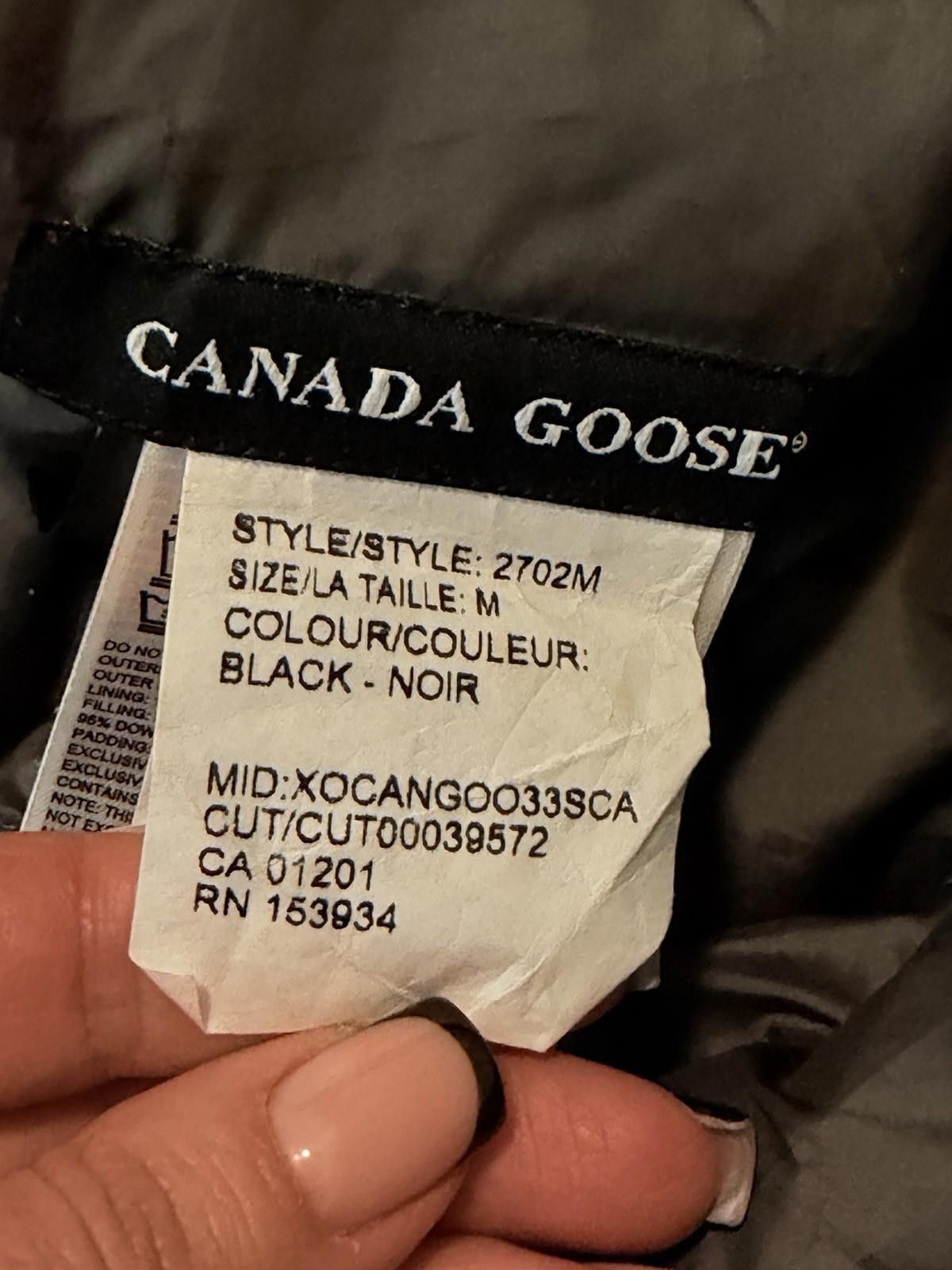 Canada Goose Canada Goose Men’s Down Vest Size M Black Arctic Program Size US M / EU 48-50 / 2 - 11 Thumbnail