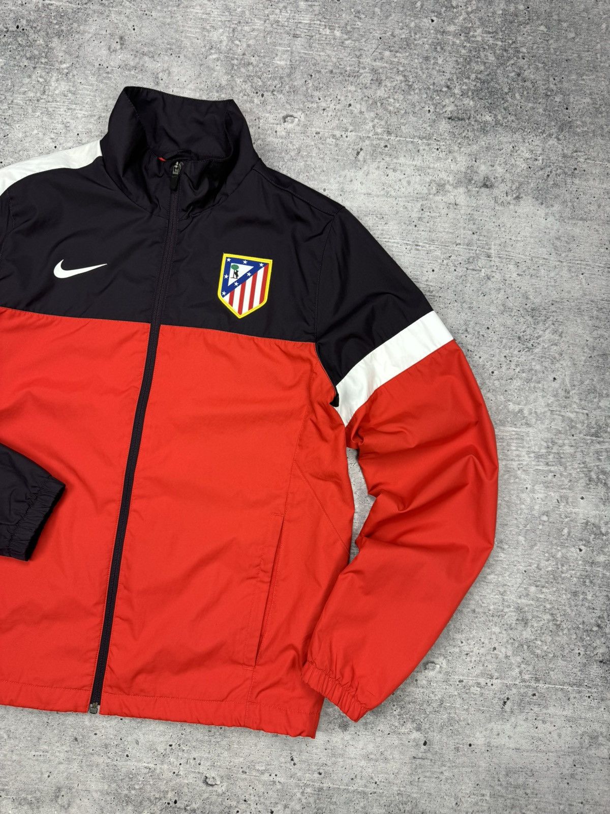 Nike × Vintage Vintage Nike Athletico Madrid Y2K Nylon Soccer Bomber Jacket Size US S / EU 44-46 / 1 - 3 Thumbnail