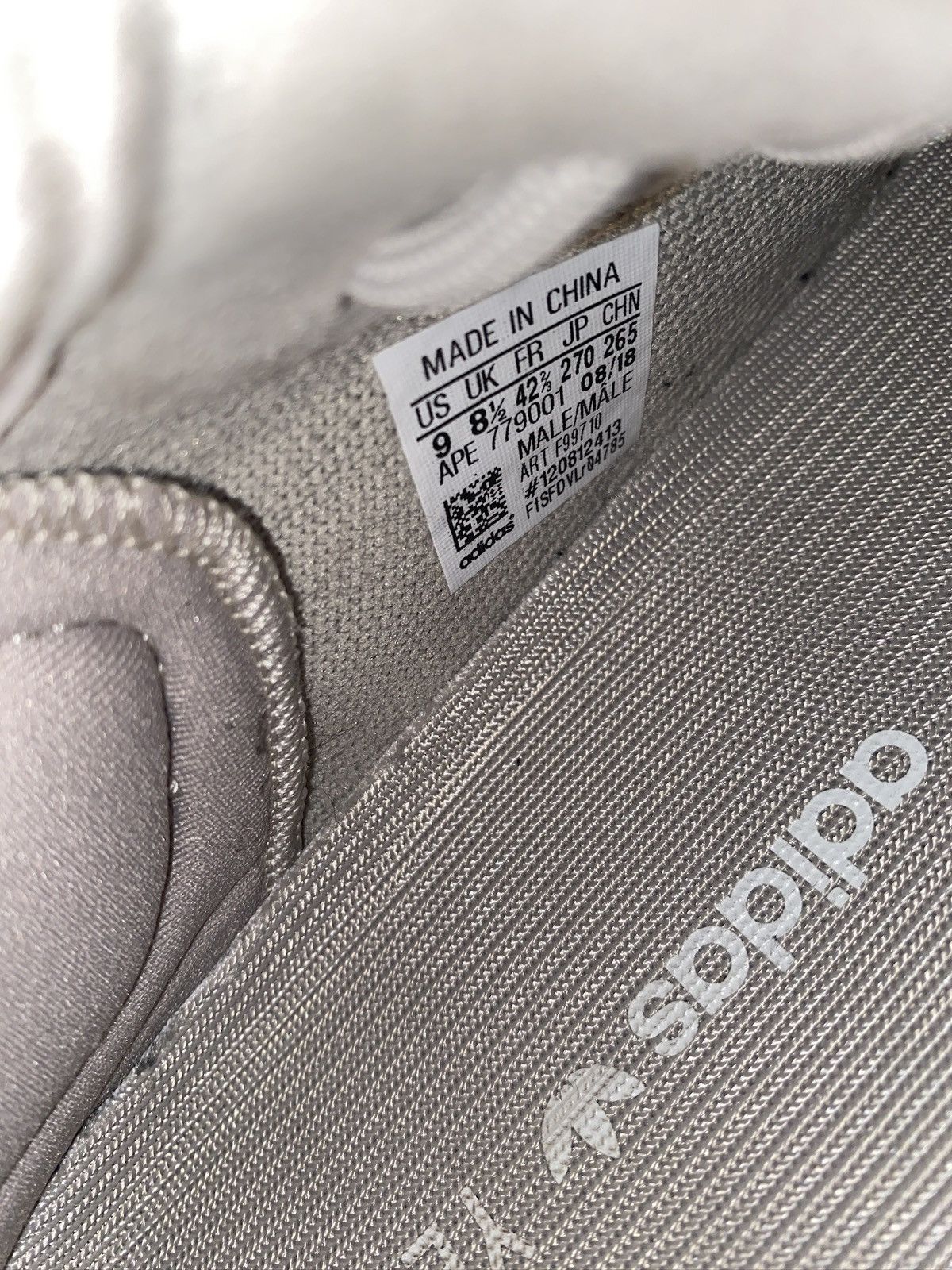 Yeezy Yeezy boost 350 Size US 9 / EU 42 - 4 Thumbnail