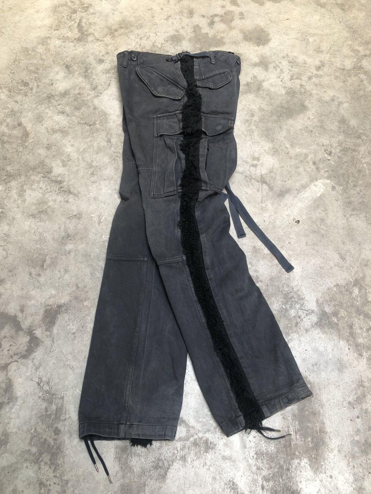 Japanese Brand × Maison MIHARA YASUHIRO Mihara Yasuhiro Fur Cargo pant Size US 32 / EU 48 - 14 Thumbnail