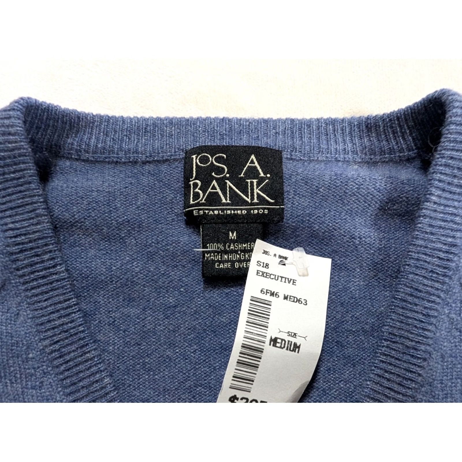 Jos. A. Bank Jos. A. Bank 100% Cashmere V-Neck Pullover Sweater Purple Men's M NWT Size US M / EU 48-50 / 2 - 3 Thumbnail