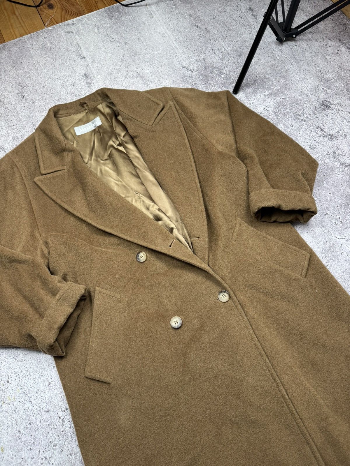 Max Mara 💥Vintage Max Mara Double Breasted Collar Virgin Wool Coat Size L / US 10 / IT 46 - 2 Thumbnail