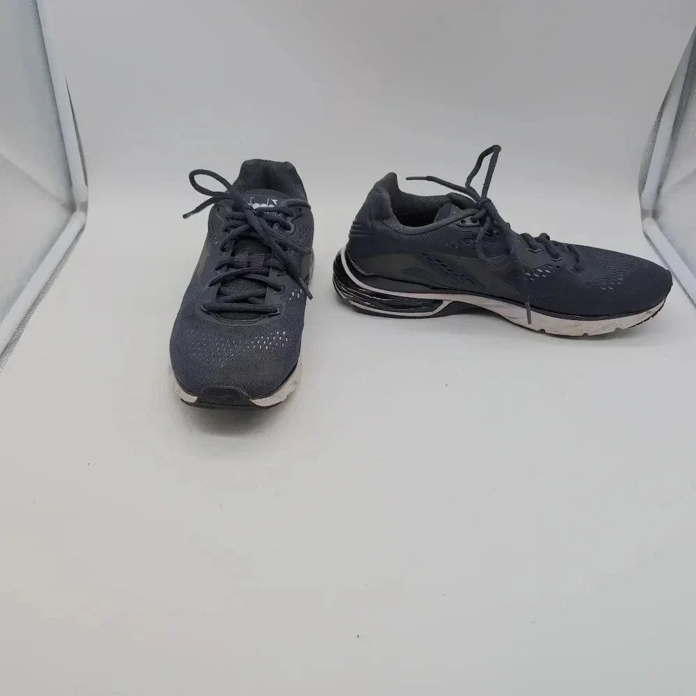 Diadora Diadora Mythos Blushield Hip 3 W sz 10 Navy Blue running s Size US 10 / IT 40 - 8 Thumbnail