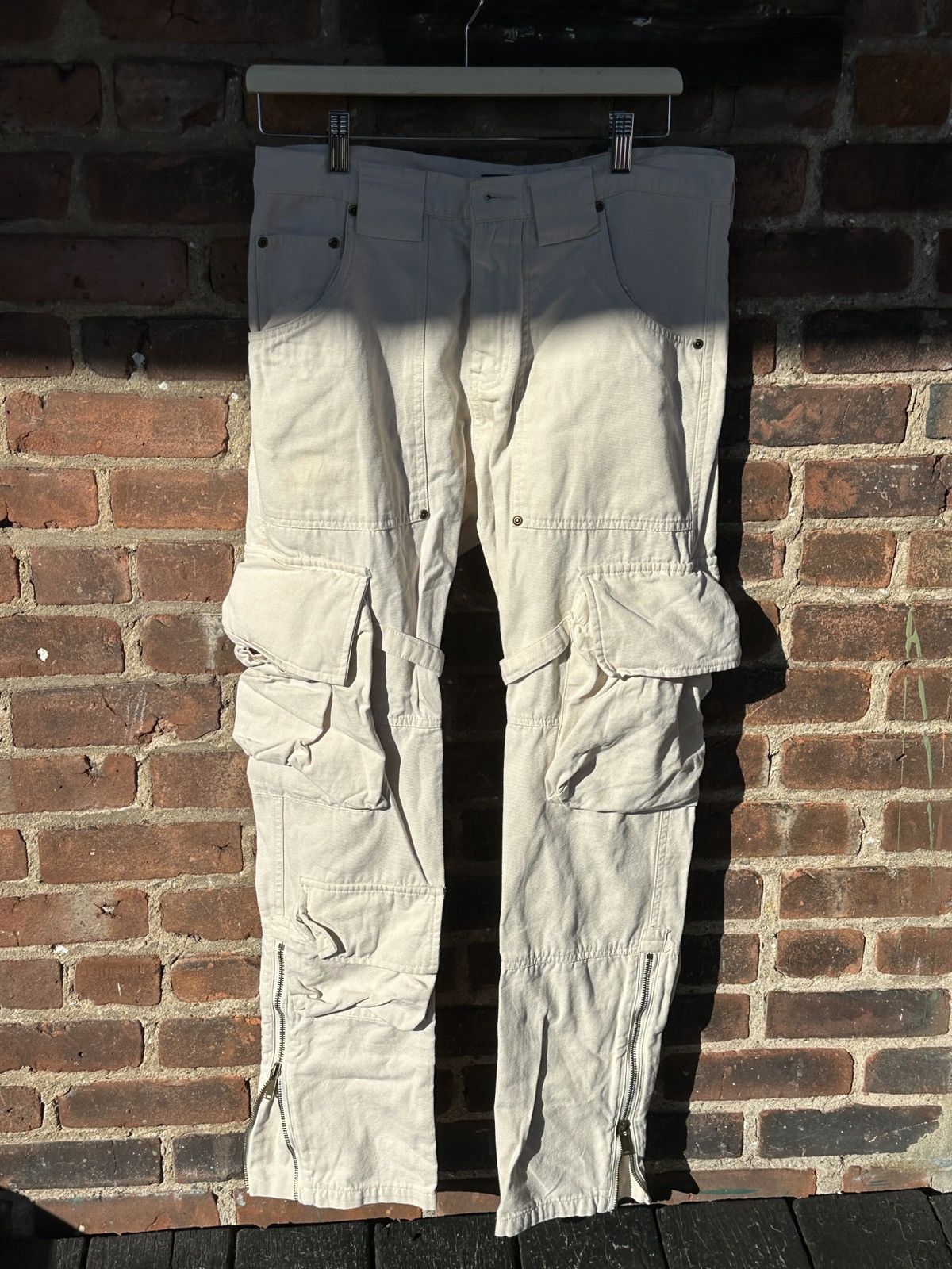 Kody Phillips Kody Phillips Cream Cargo Pants Size US 30 / EU 46 - 1 Thumbnail