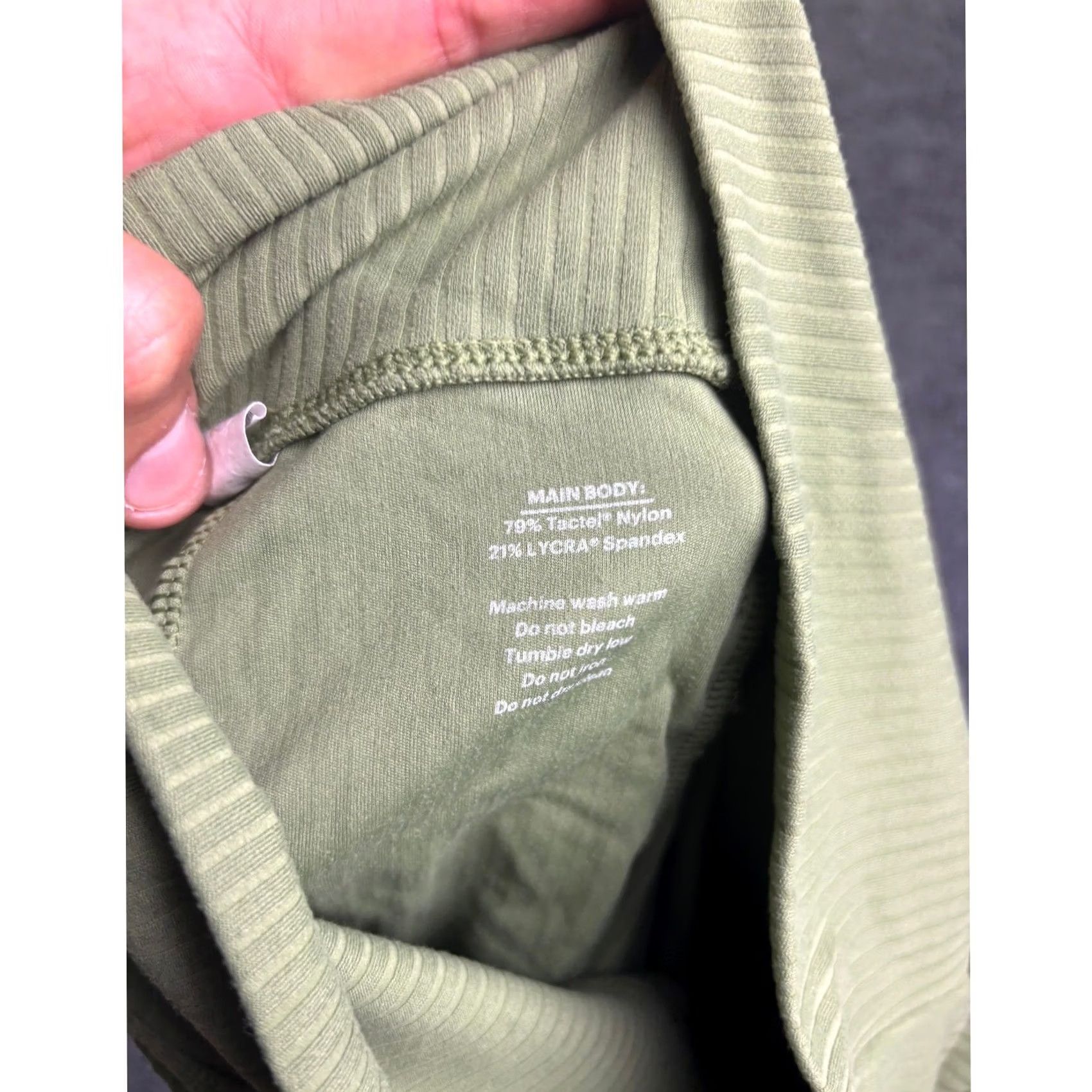 Vintage REI Co-op Leggings Womens Medium Green Ribbed High Rise Pockets Athletic 62382 Size 27" / US 4 / IT 40 - 7 Thumbnail