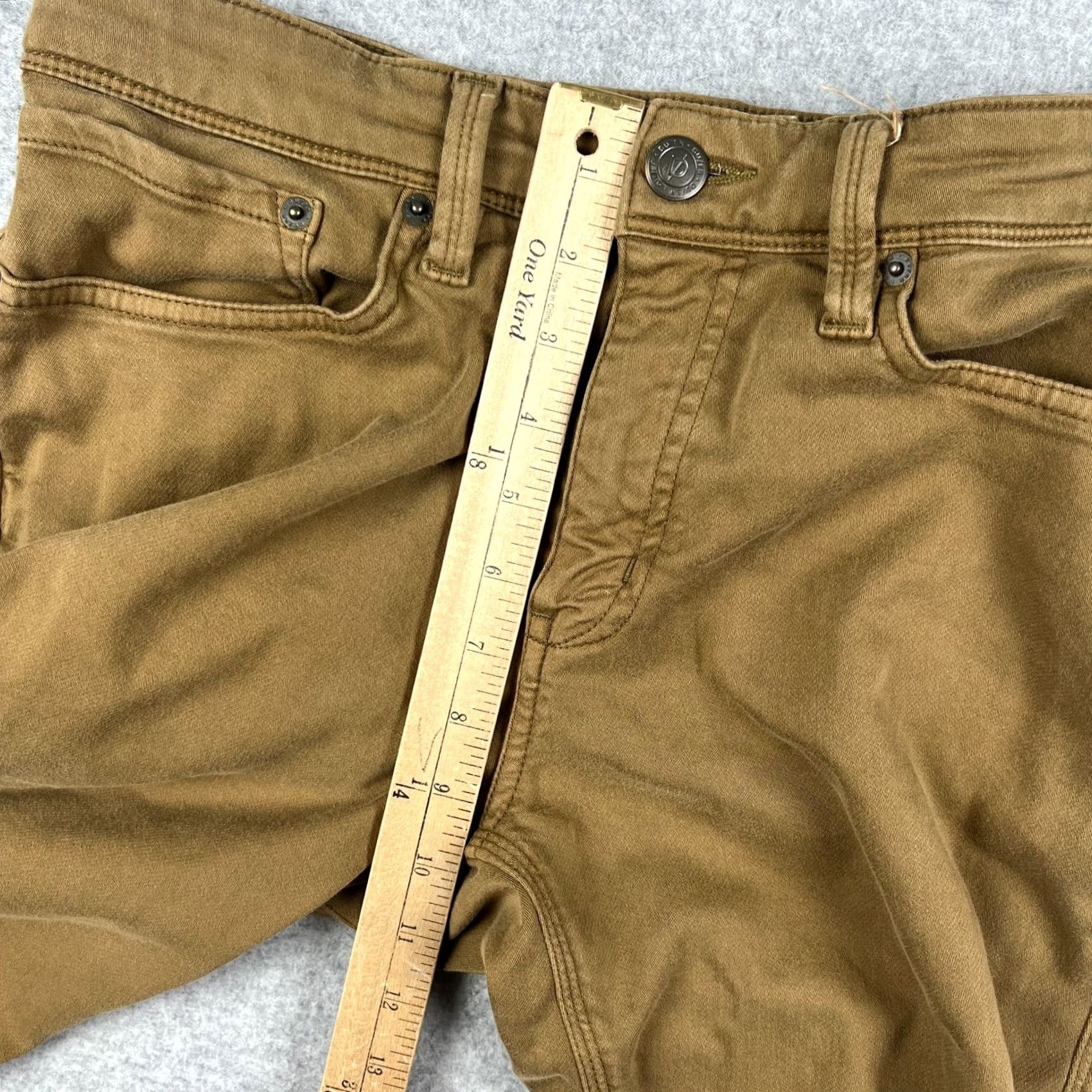 DUER DU/ER N2X Relaxed Taper Pants 31x32 Mens Beige Chino N2X Logo Pockets 5-Pocket Design Casual Workwear Knit Stretch Cotton Blend Size US 31 - 7 Thumbnail