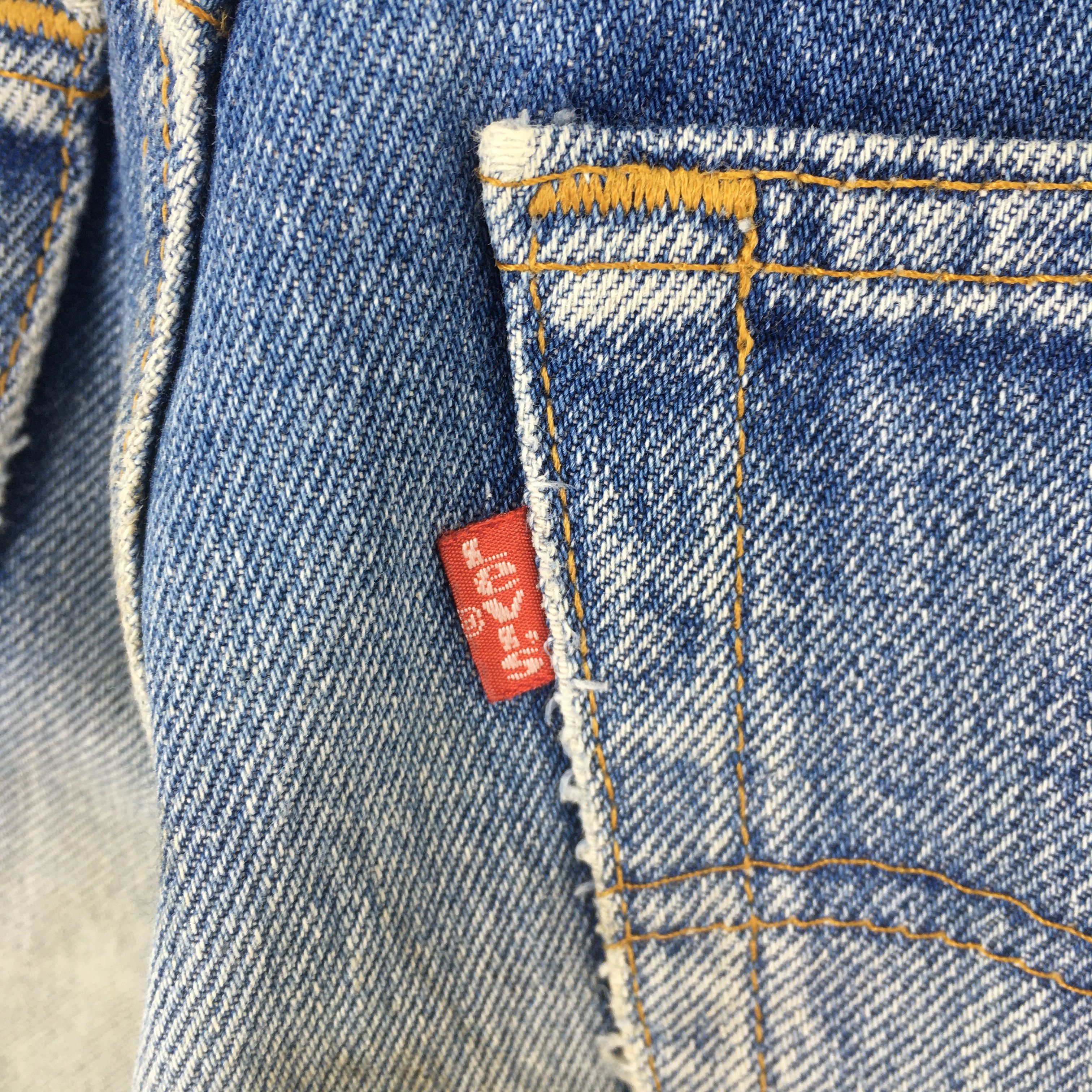 Levi's Size 28x29.5 Vintage 90s Levi's 501 Straight Leg Jeans S193 Size US 28 / EU 44 - 11 Thumbnail
