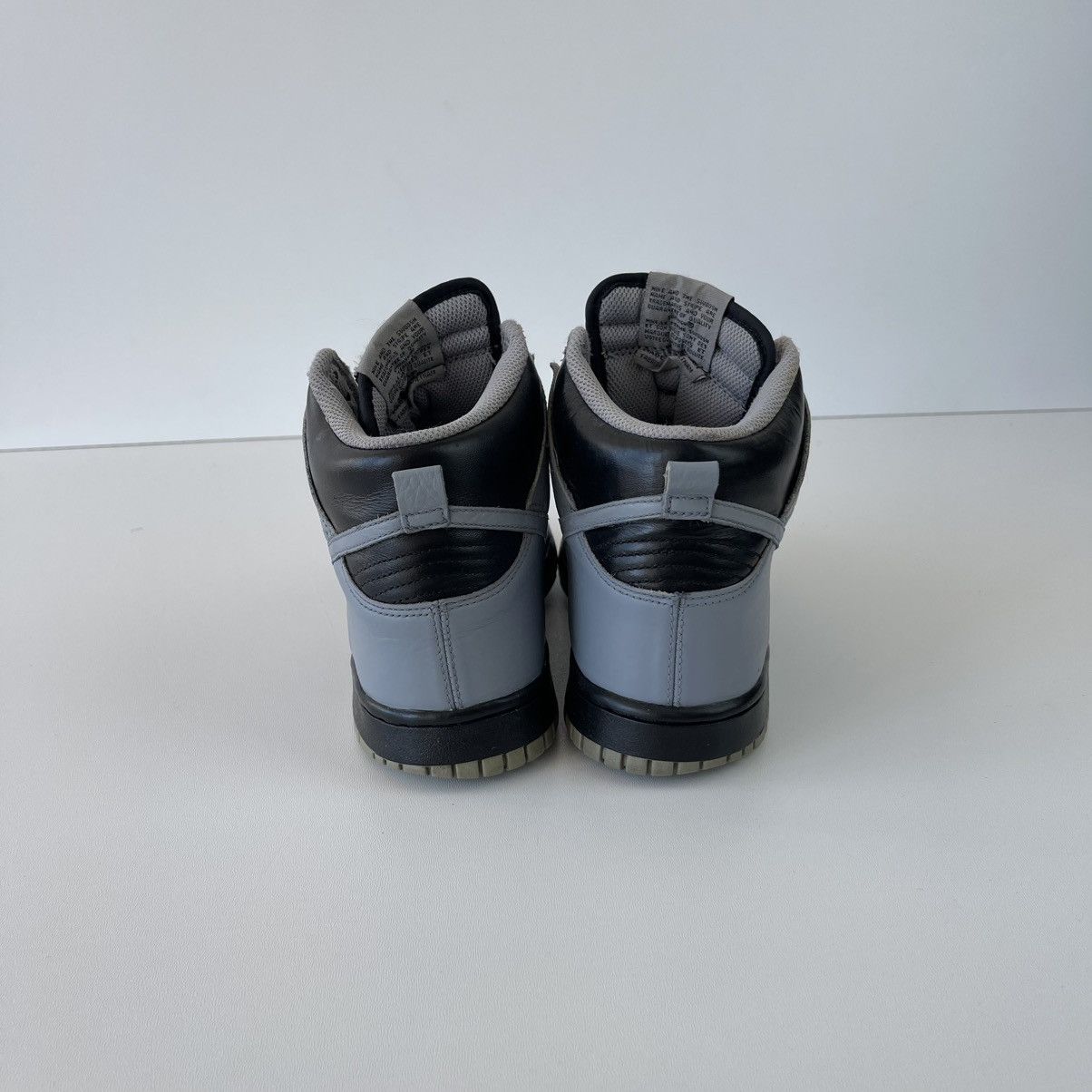 Nike Nike Dunk High 2011 Hi-Top Vintage Shoes Black Medium Grey Size US 7 / EU 40 - 9 Thumbnail