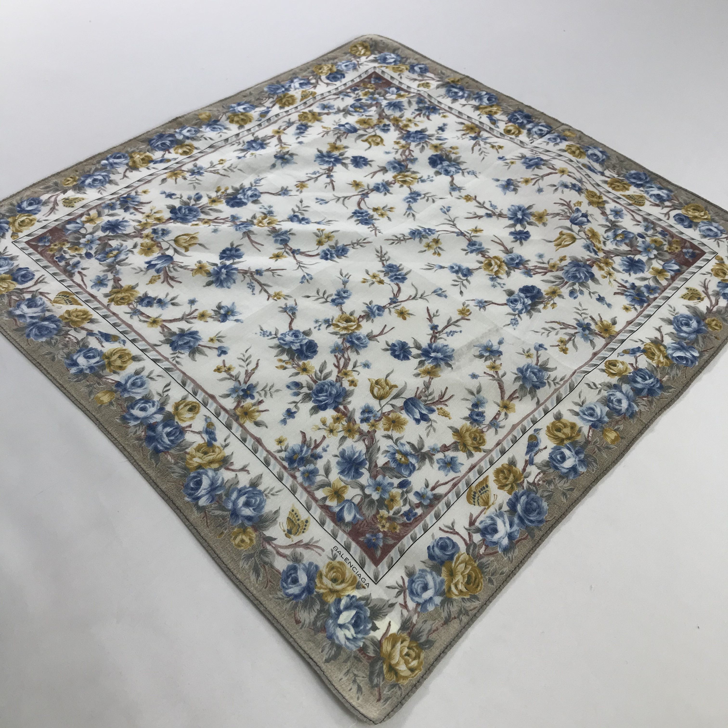 Vintage Vintage Balenciaga Bandana / Handkerchief /Neckerchief -S609 Size ONE SIZE - 2 Thumbnail