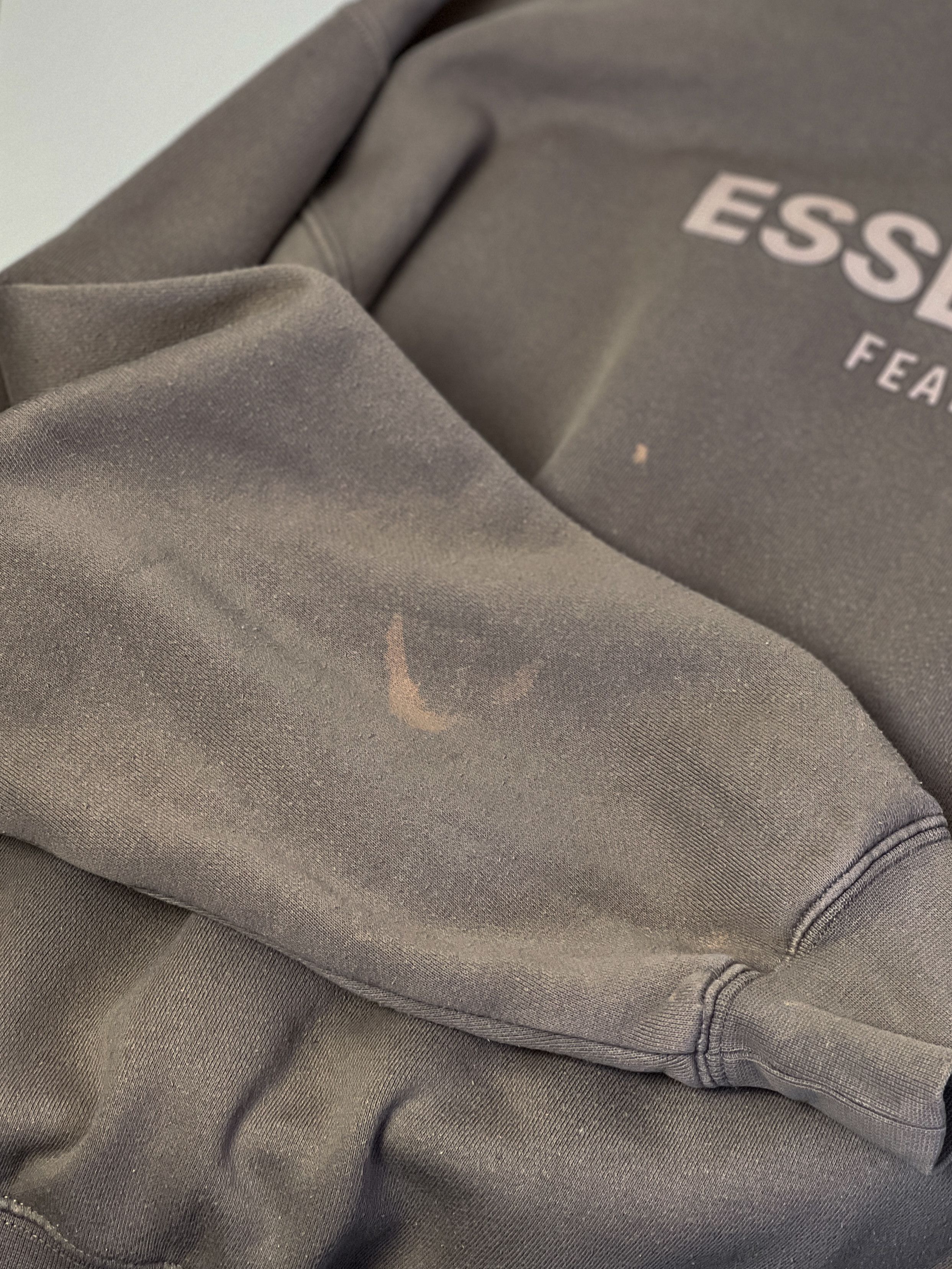 Fear of God FEAR OF GOD ESSENTIALS Junior logo-print Sweatshirt Size US S / EU 44-46 / 1 - 11 Thumbnail