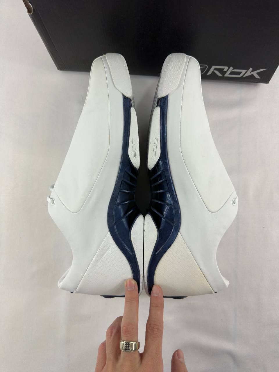 Reebok Vintage Reebok Basketball Shoes 4-95287 Low Top Y2K Size US 12 / EU 45 - 6 Thumbnail