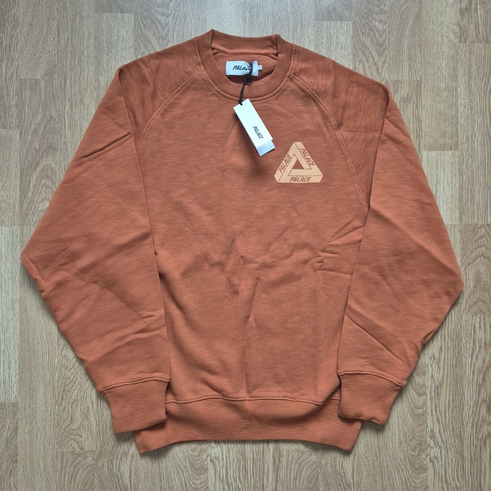 Palace Palace Tri-Ferg Slub Crew Small Rust Brand New FW22 Size US S / EU 44-46 / 1 - 1 Thumbnail