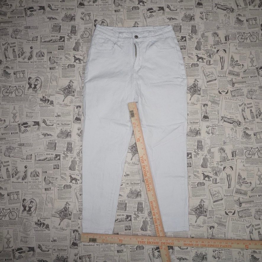 Vintage 2 -Vintage Y2K white women’s jeans essential 00s femme pants Size US 26 / EU 42 - 2 Thumbnail