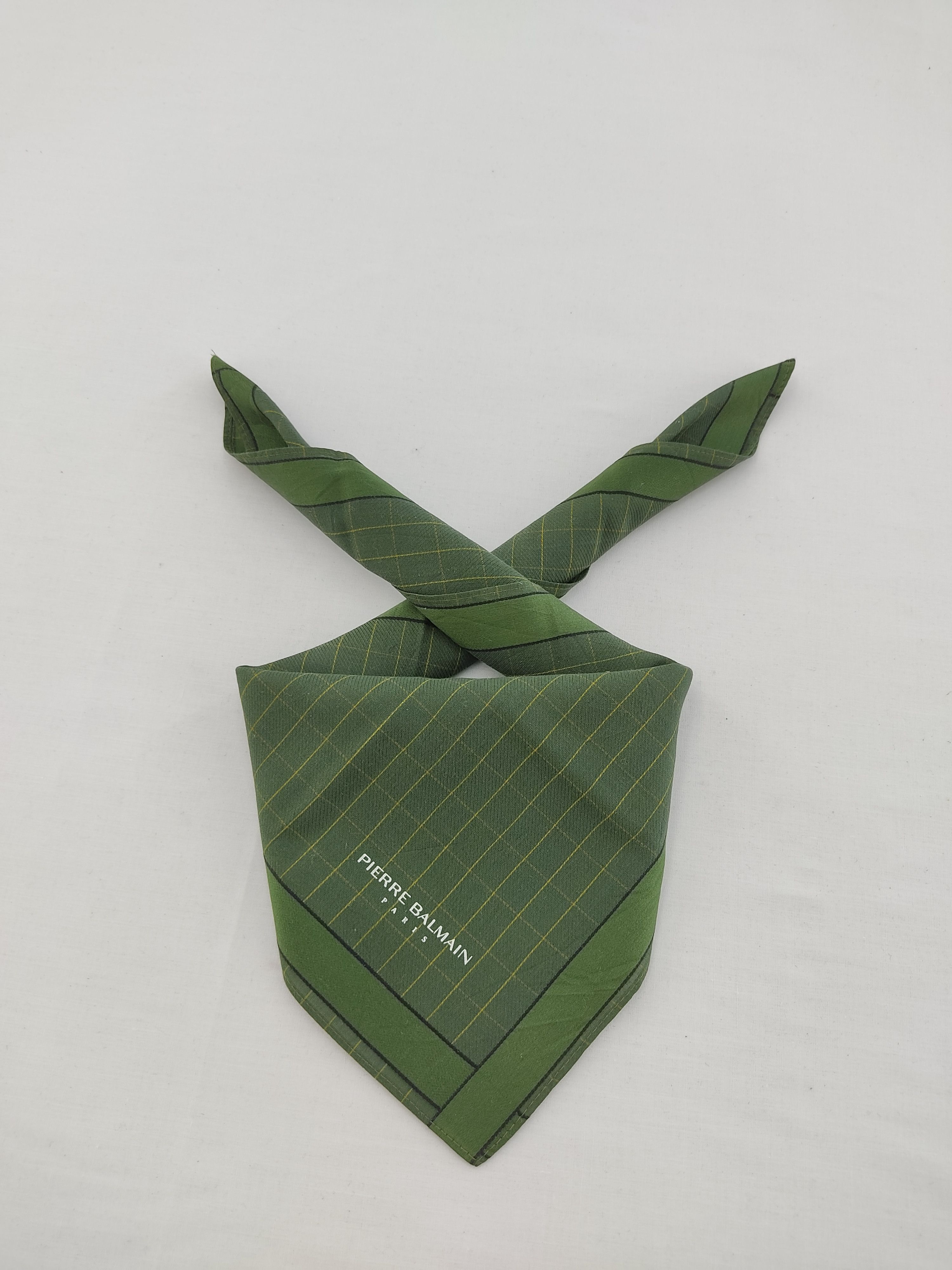 Pierre Balmain × Vintage Vintage Pierre Balmain Handkerchief / Neckwear / Bandana Size ONE SIZE - 1 Thumbnail