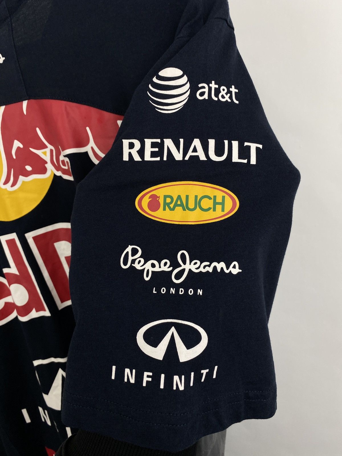 Formula 1 × Pepe Jeans Pepe Jeans Infiniti Red Bull Renault Pirelli Casio T-Shirt Size US XL / EU 56 / 4 - 7 Thumbnail