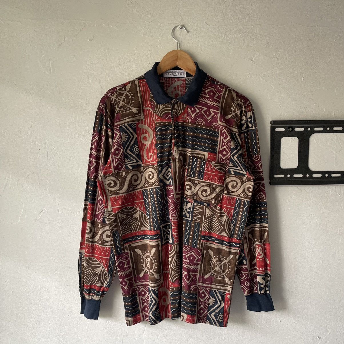 Givenchy 90s Vintage Givenchy Polo shirt 🍒 Size US M / EU 48-50 / 2 - 1 Thumbnail
