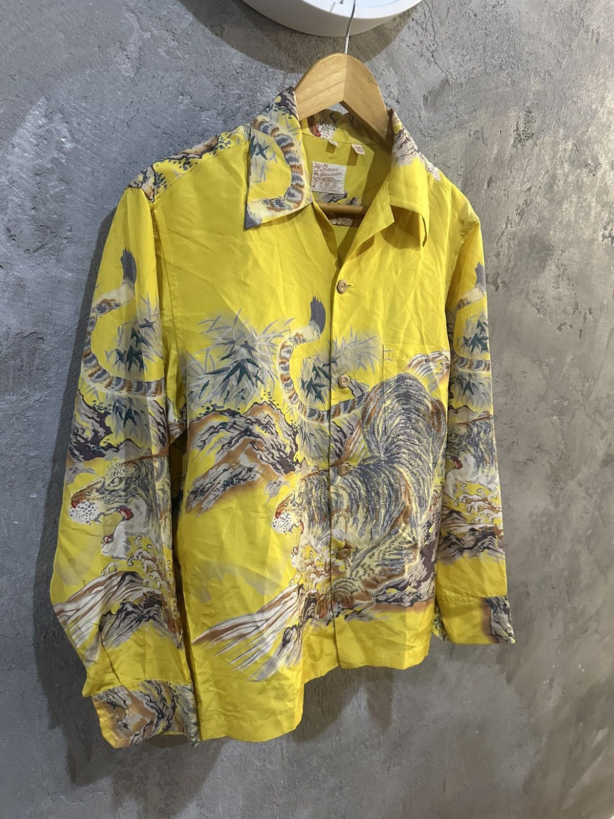 Sun Surf Vintage Sun Surf Toyo Enterprise Pure Silk Tiger L/S Shirt Size US S / EU 44-46 / 1 - 5 Thumbnail