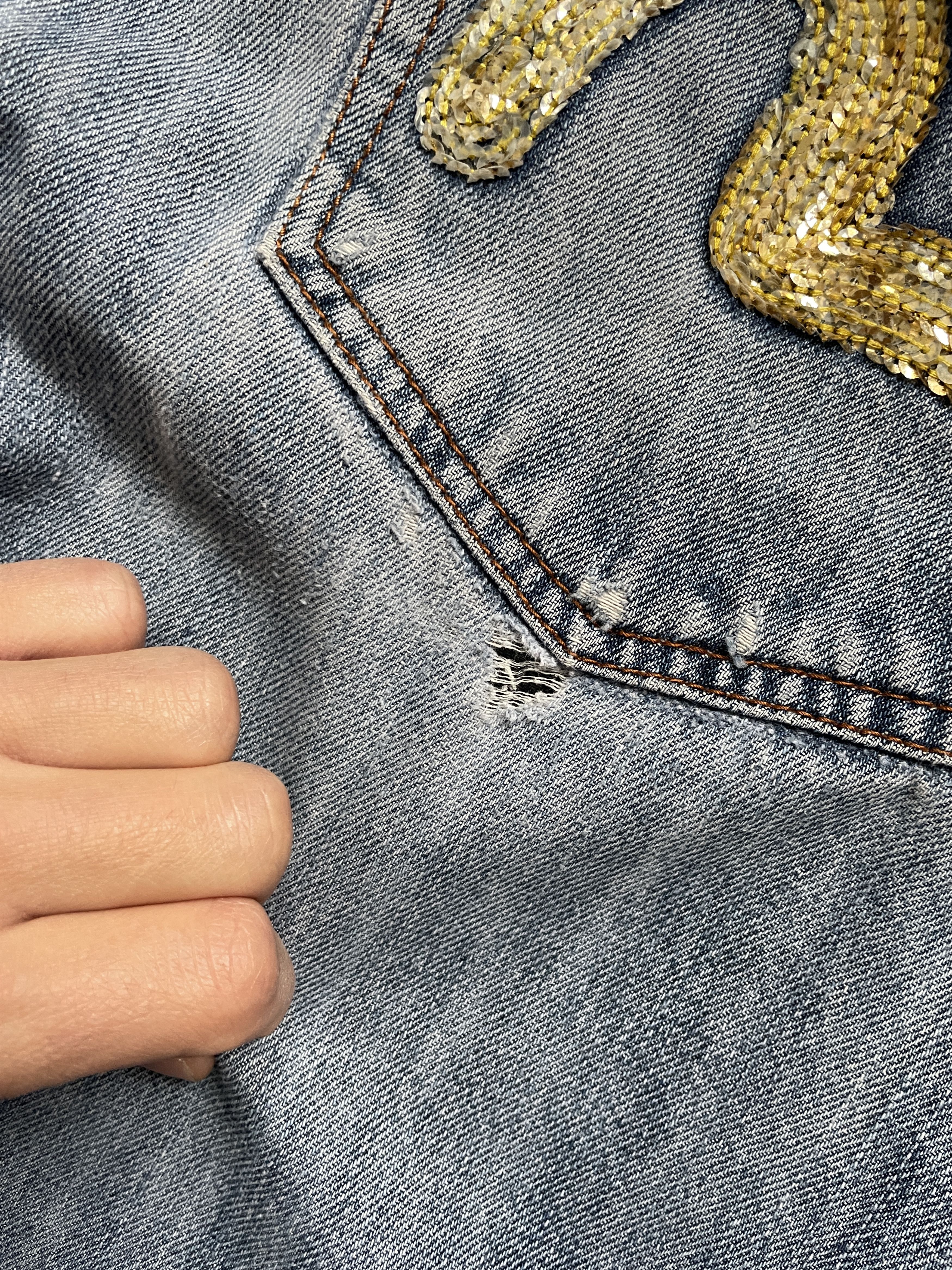 Evisu VINTAGE Y2K EVISU DISTRESSED LIGHT BLUE DENIM GOLD LOGO Size US 30 / EU 46 - 4 Thumbnail